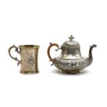 An Edwardian silver teapot,