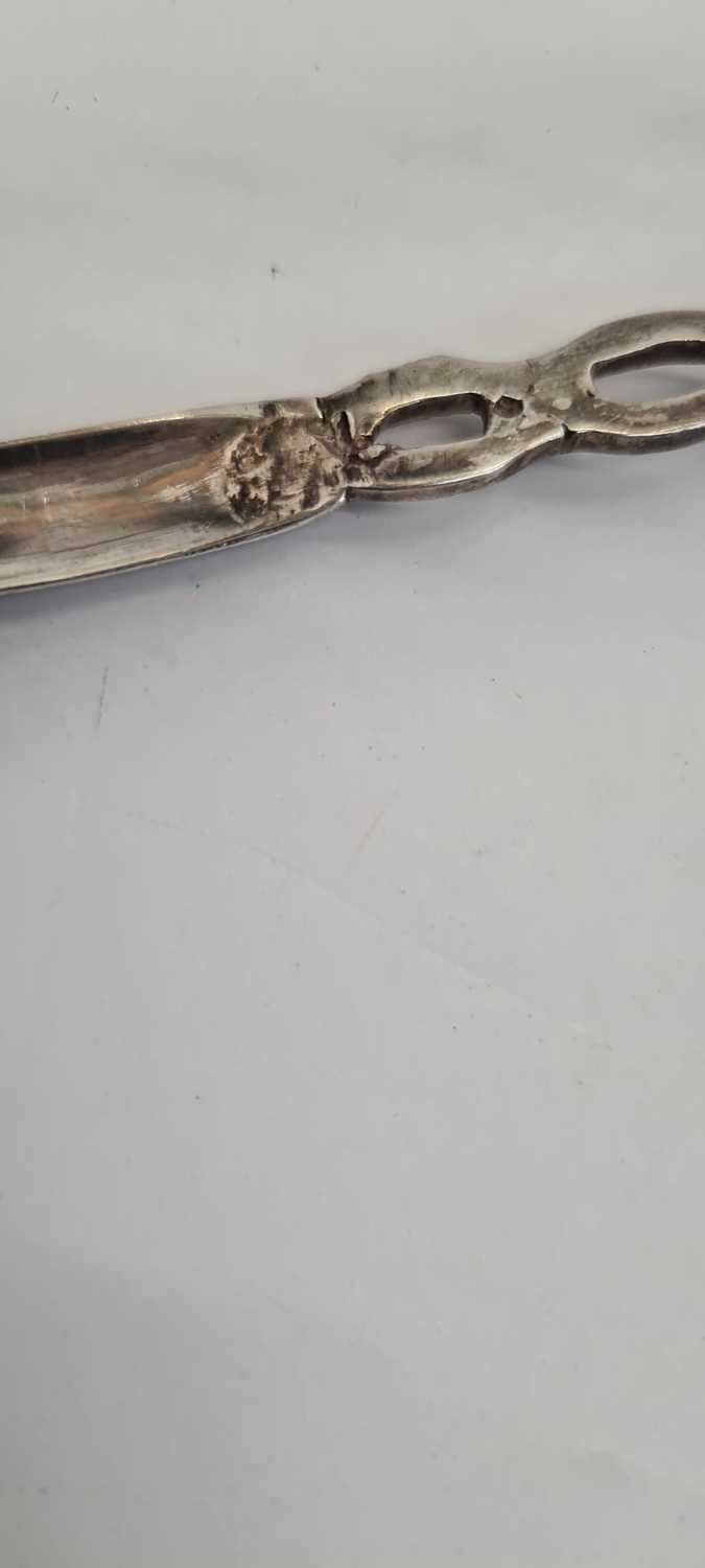 A pair of George III Irish silver sugar tongs, - Image 3 of 21