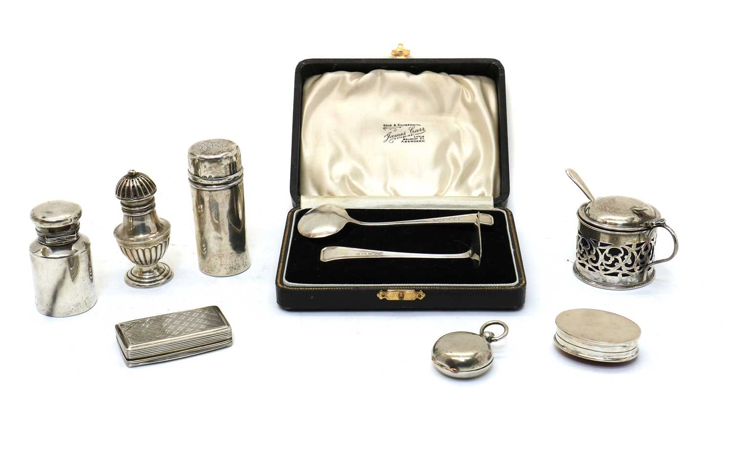 A cased George V silver christening set, - Image 2 of 3