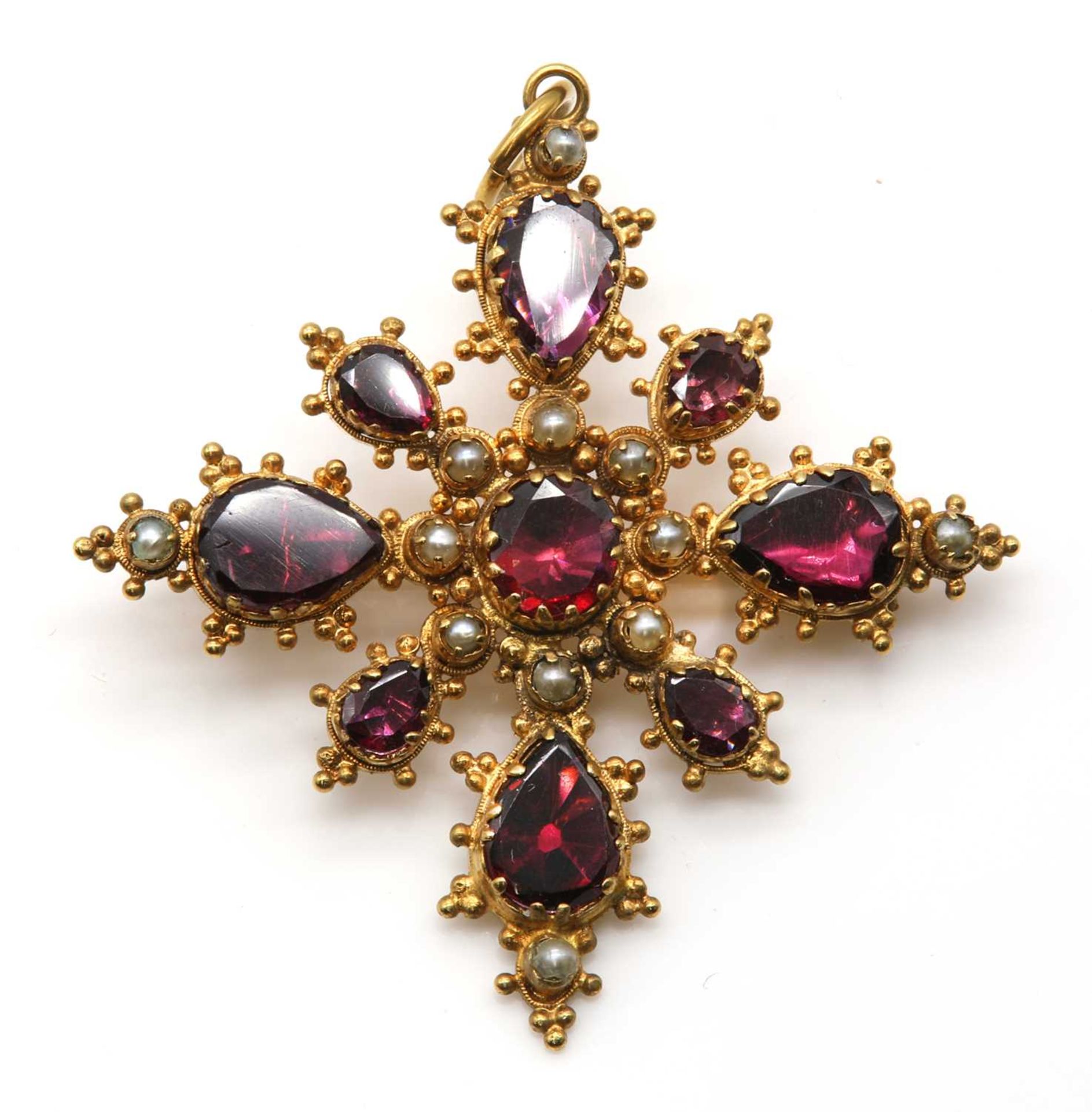 A Regency foiled garnet and split pearl brooch/pendant,