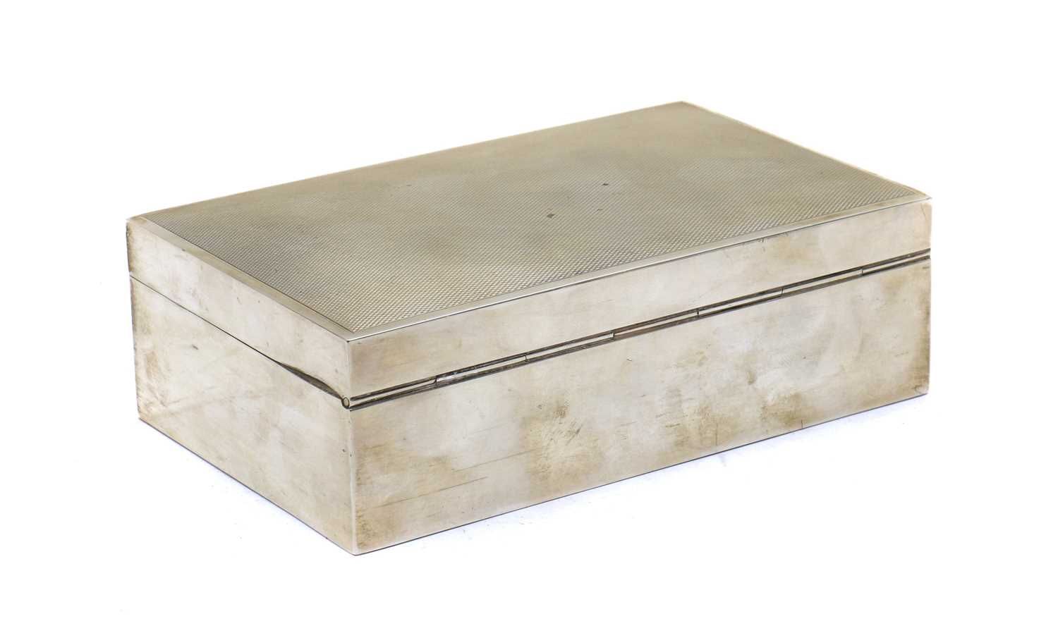An Elizabeth II silver cigarette box, - Image 2 of 4