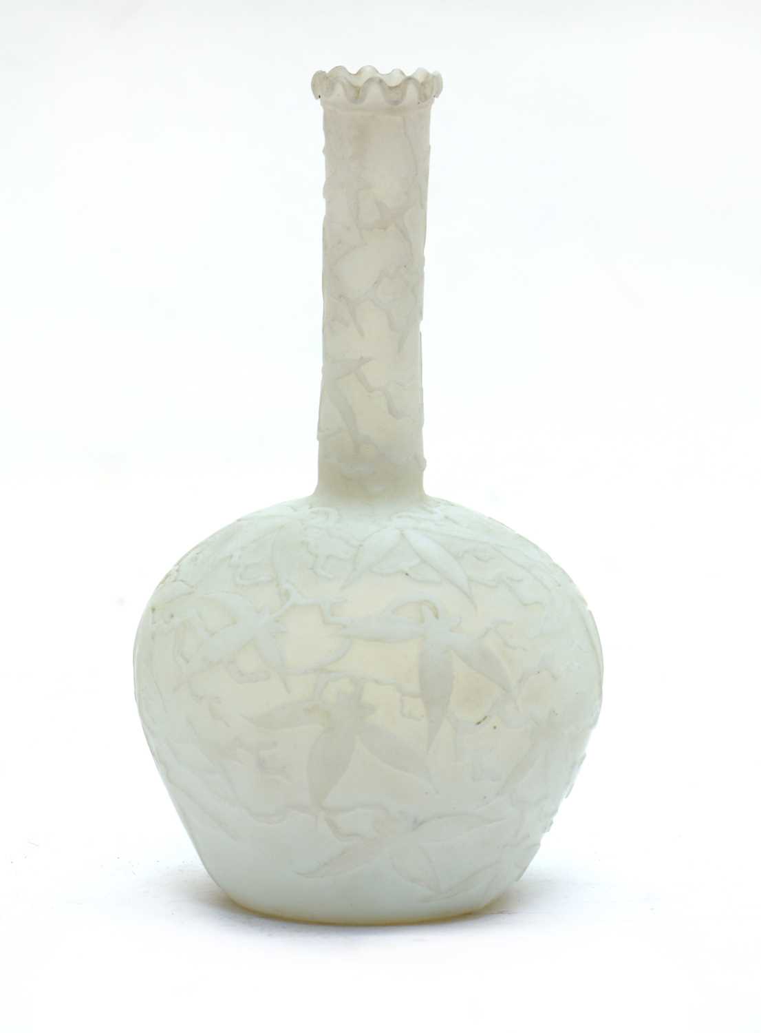 A Victorian miniature cameo glass vase - Image 2 of 3
