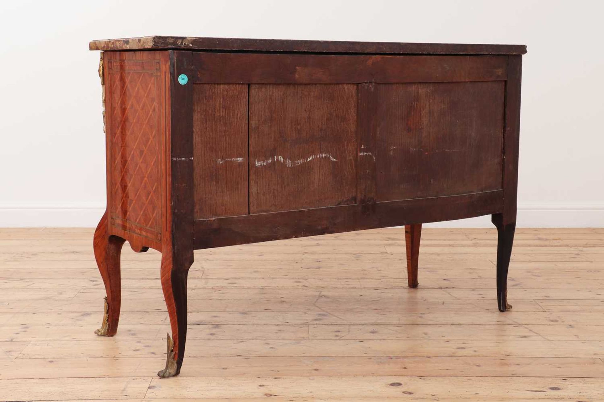 A transitional kingwood, tulipwood and marquetry commode - Bild 8 aus 26