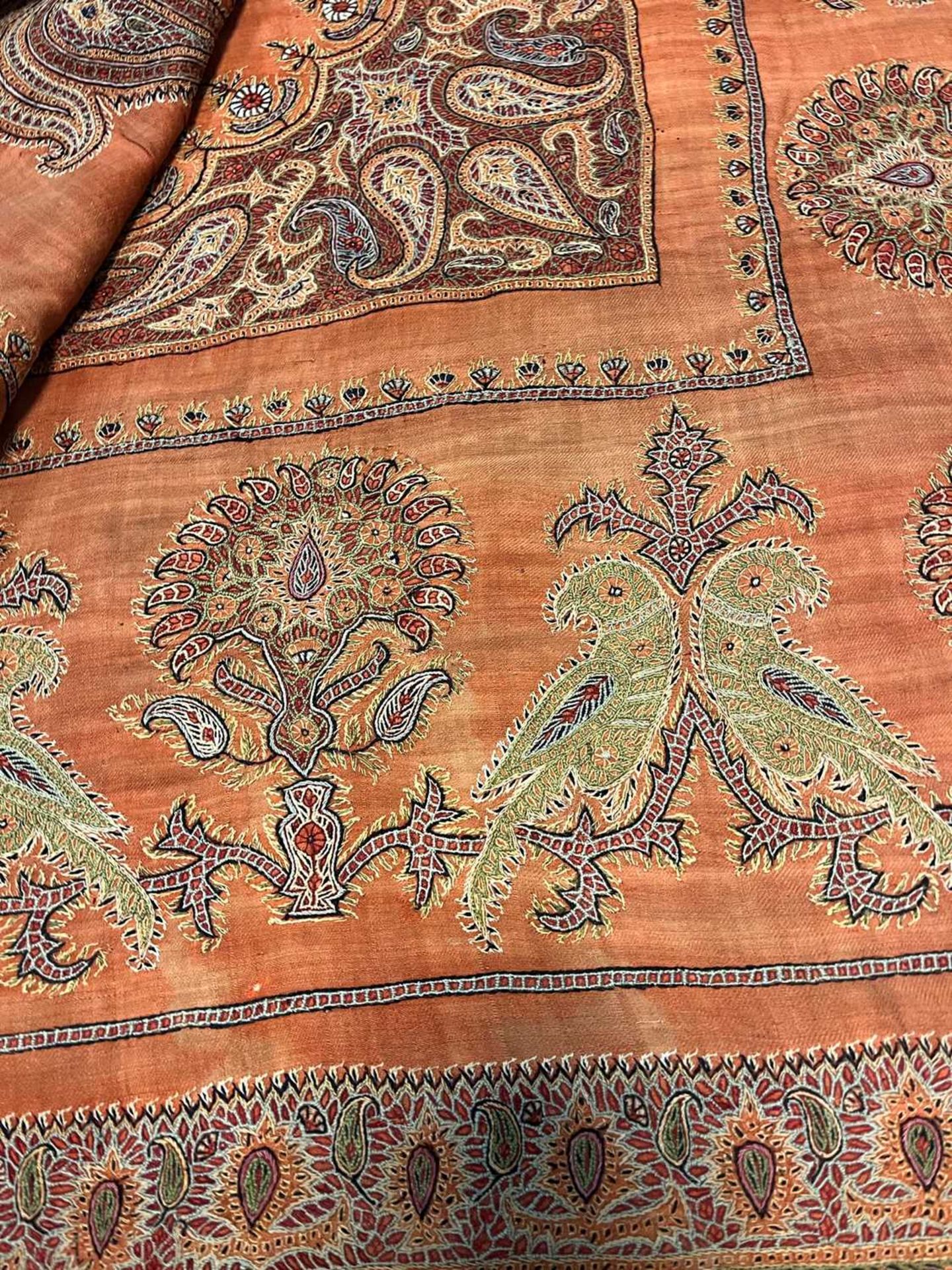 A Kermani pateh embroidered textile hanging, - Bild 11 aus 13