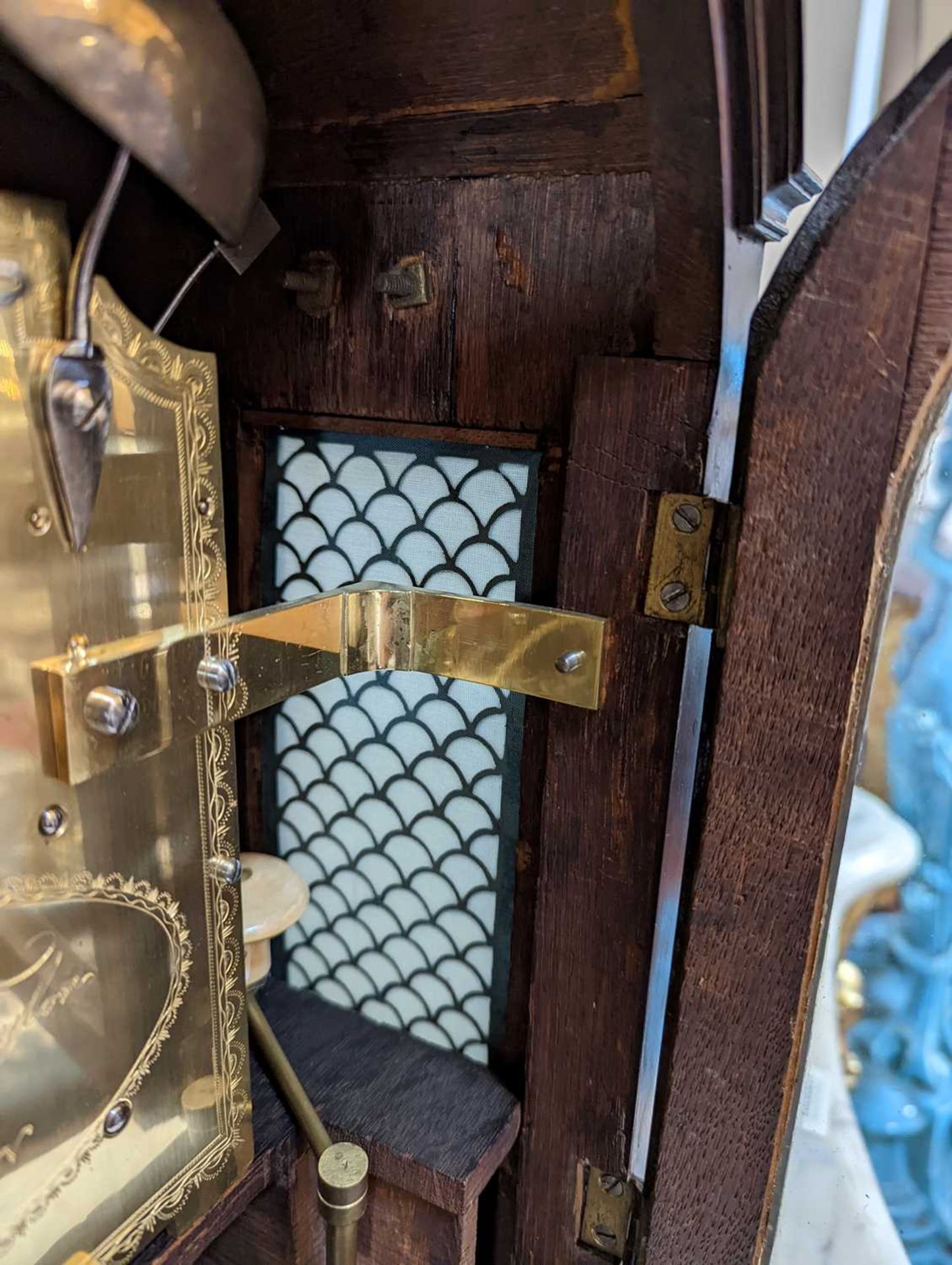 A George III mahogany eight-day repeating bracket clock, - Bild 13 aus 15