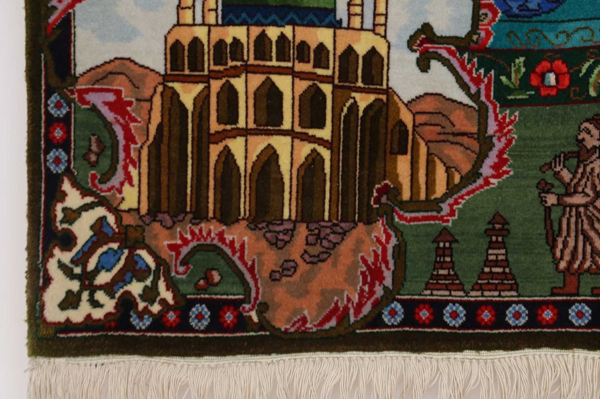 A Persian pictorial wool rug, - Bild 4 aus 7