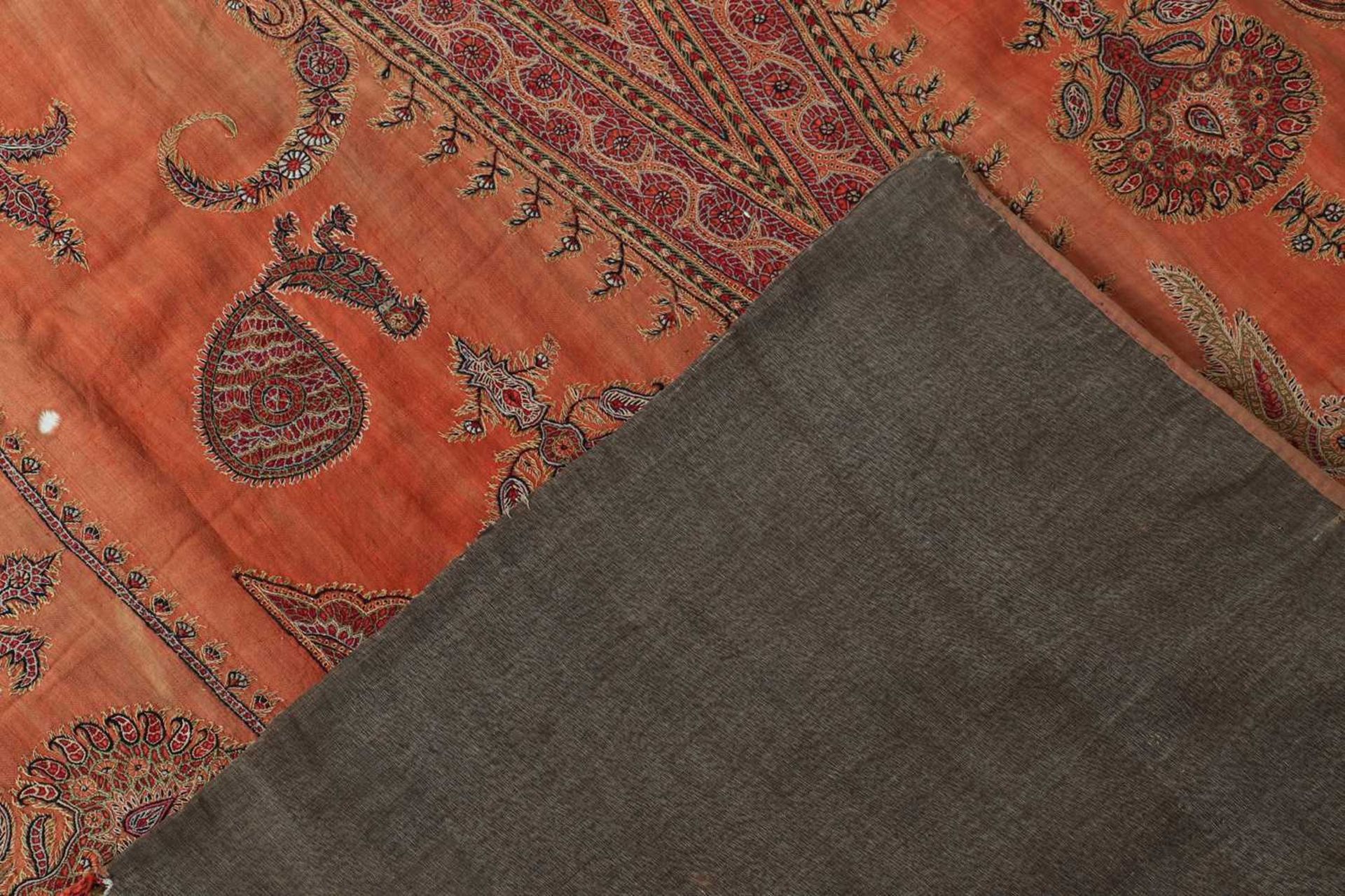 A Kermani pateh embroidered textile hanging, - Bild 4 aus 13