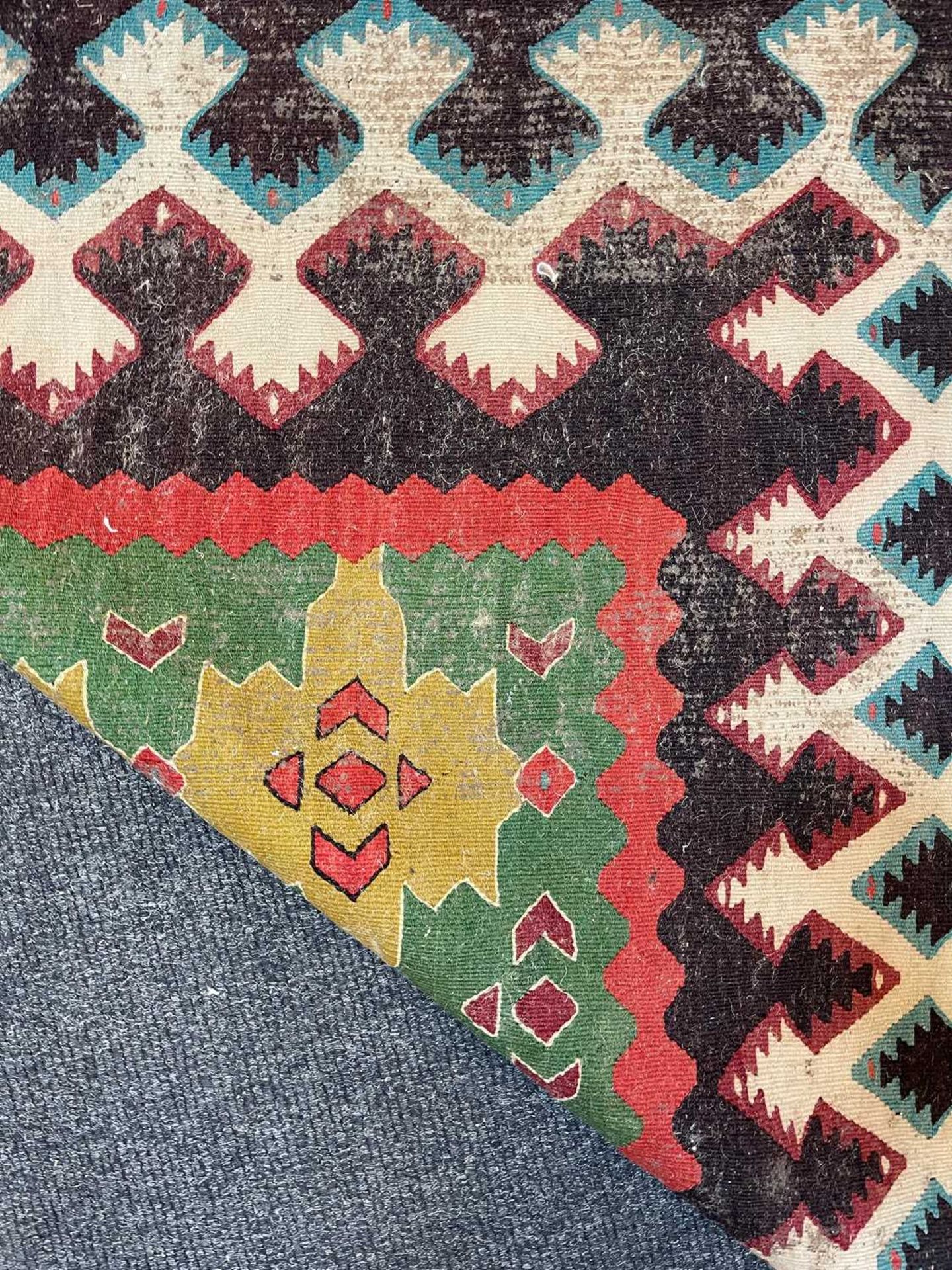 A Senneh kilim wool carpet, - Bild 15 aus 20