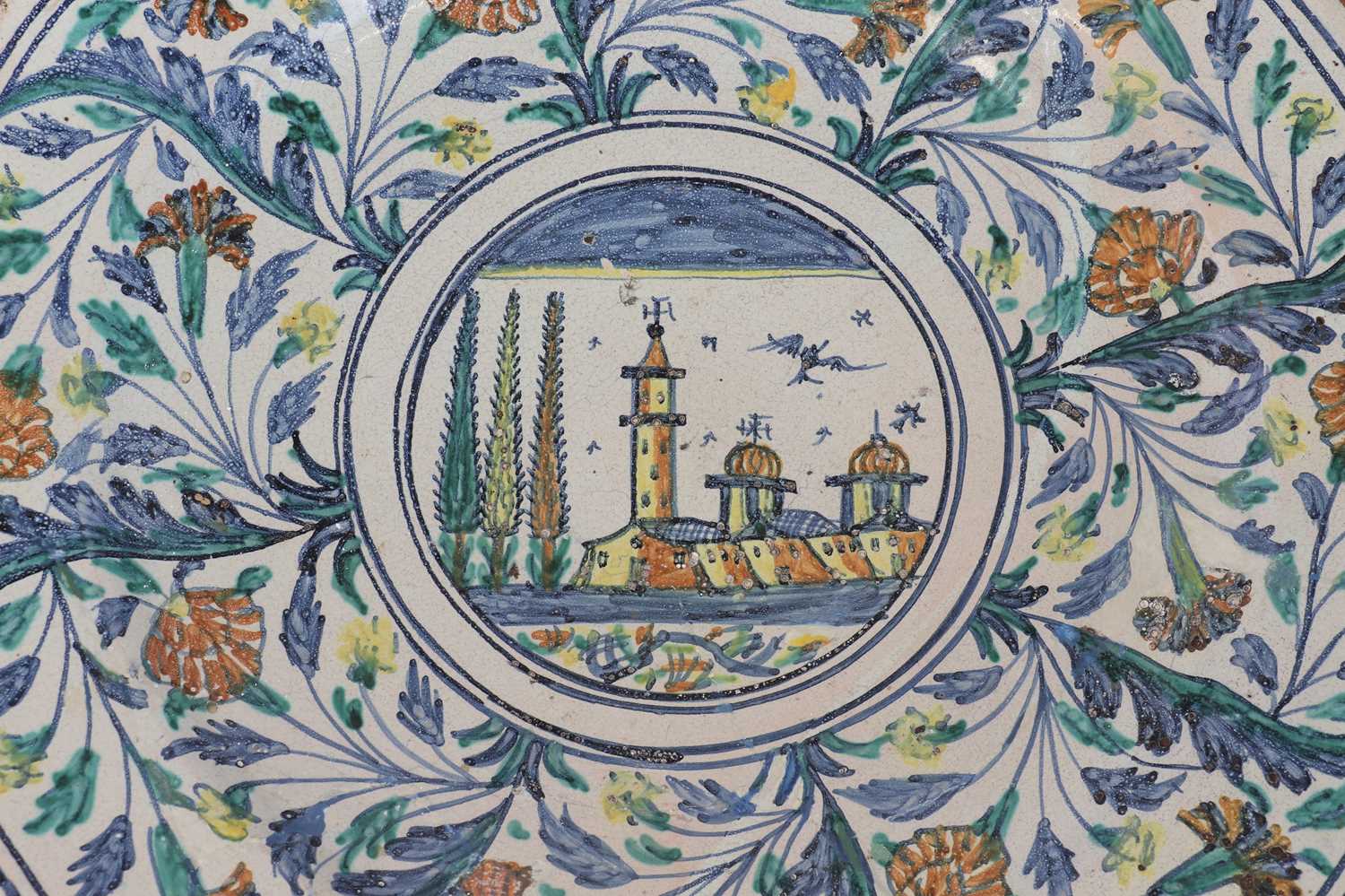 A large maiolica pottery charger, - Image 5 of 5