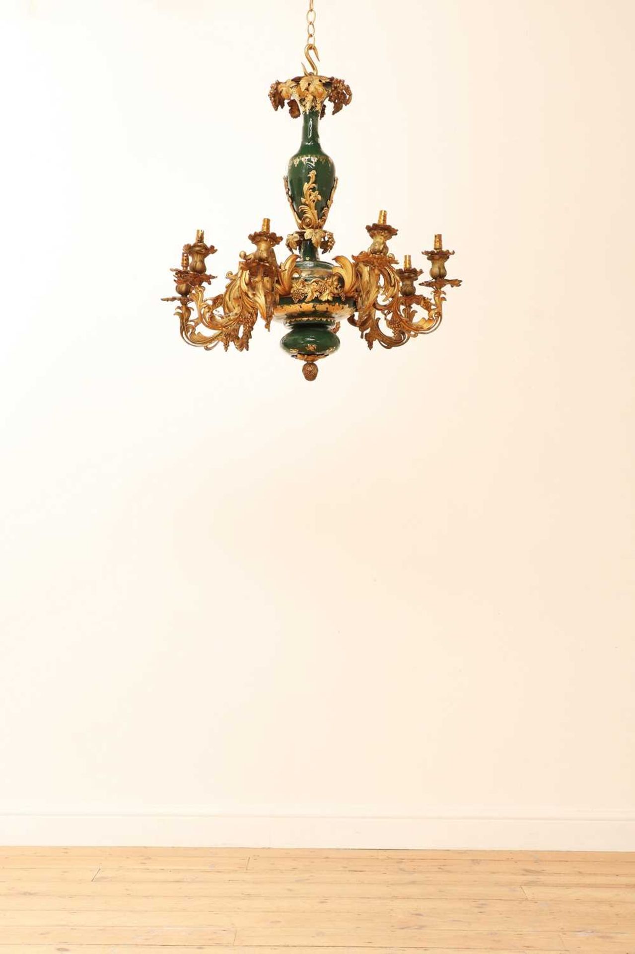 A green glass and gilt-metal chandelier, - Bild 2 aus 12