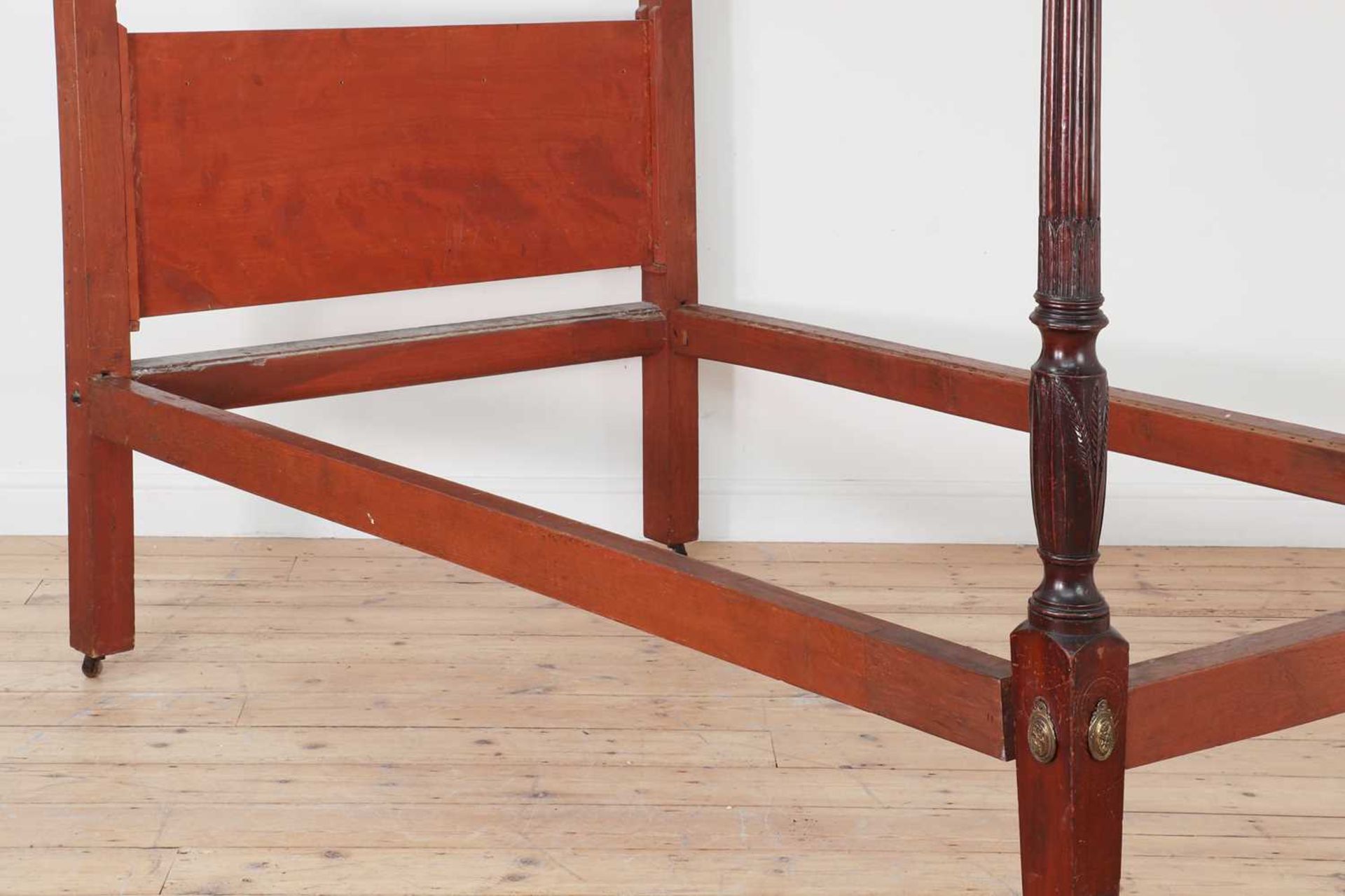 A George III-style mahogany tester bed, - Bild 9 aus 10