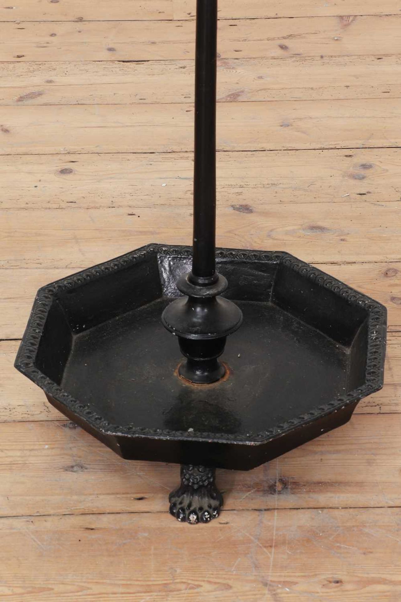 An ebonised cast iron stick stand, - Bild 3 aus 3
