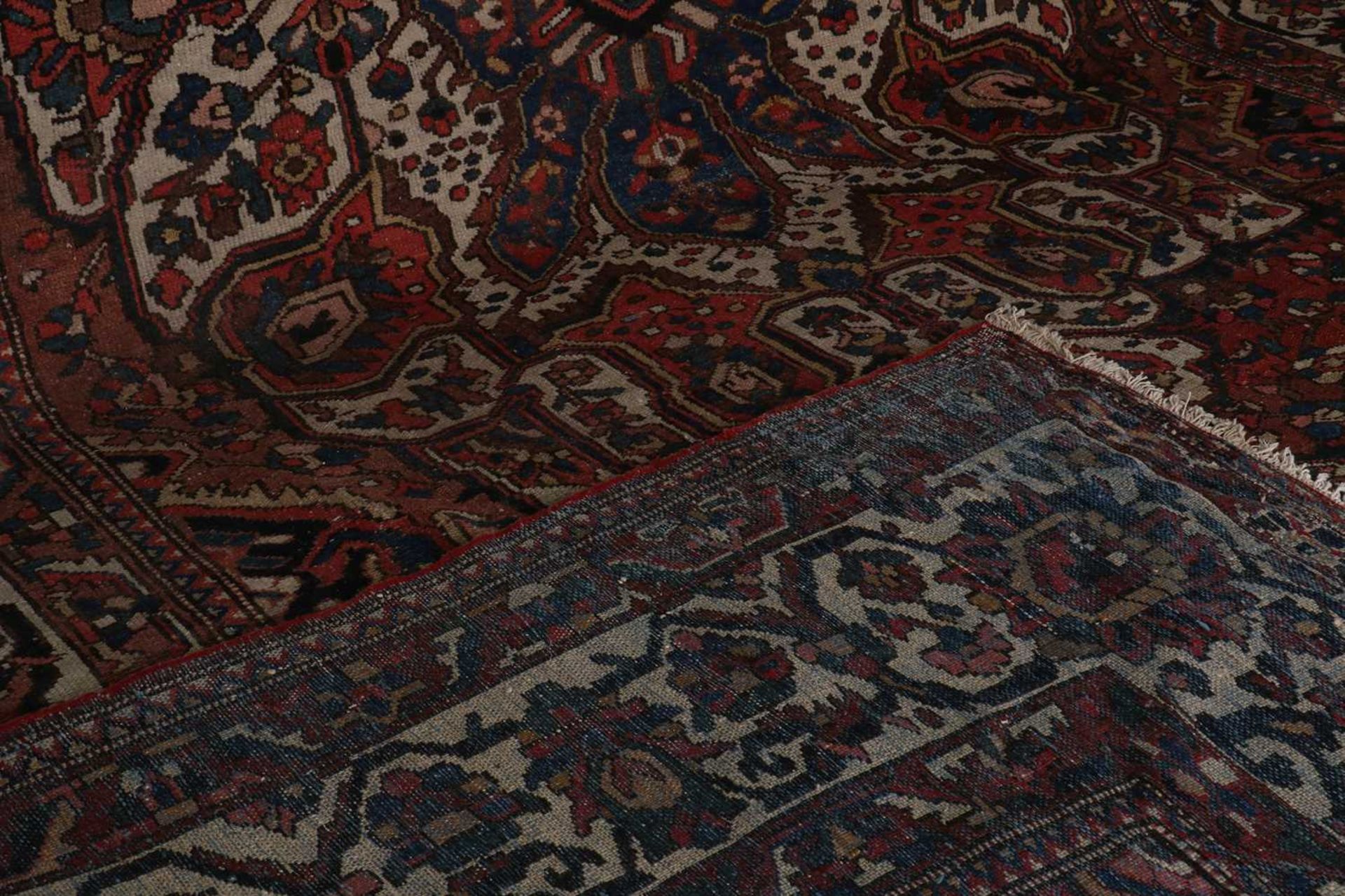 A Persian carpet, - Bild 7 aus 7