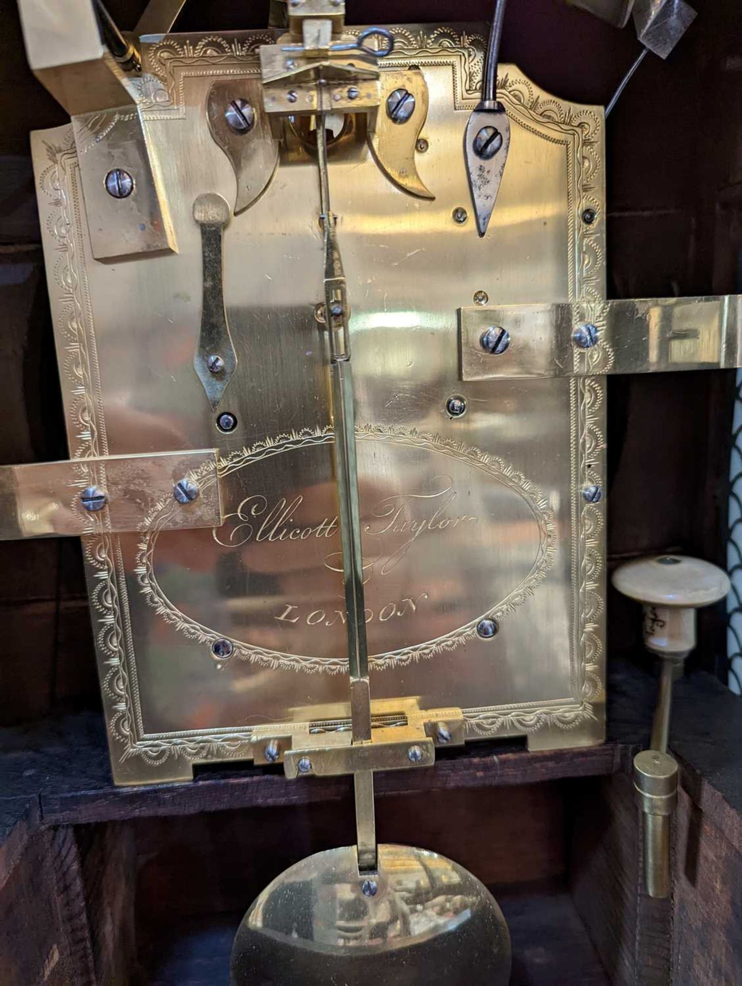 A George III mahogany eight-day repeating bracket clock, - Bild 11 aus 15