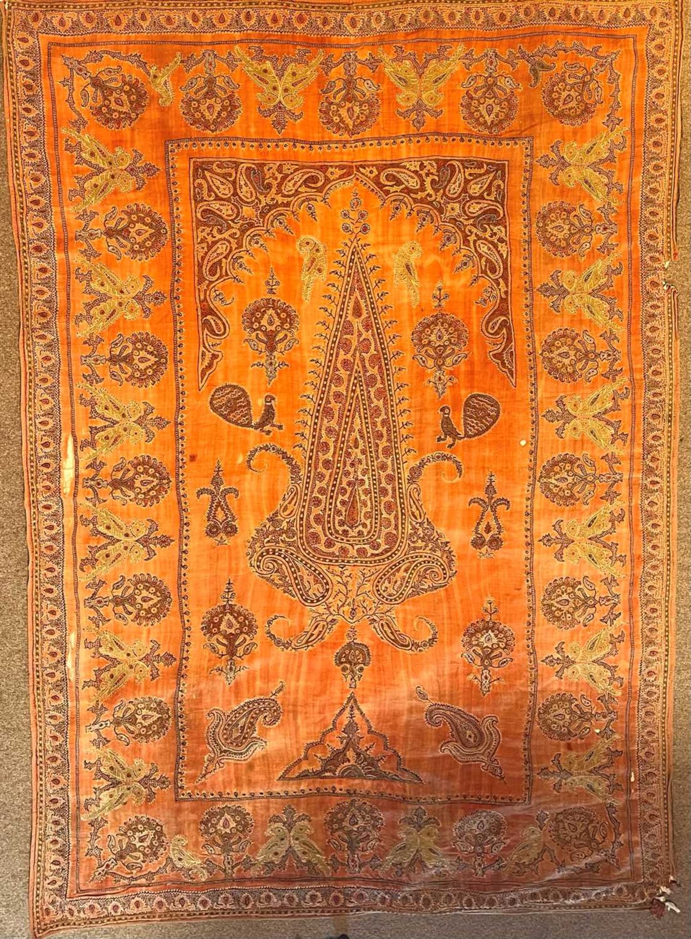 A Kermani pateh embroidered textile hanging, - Bild 7 aus 13