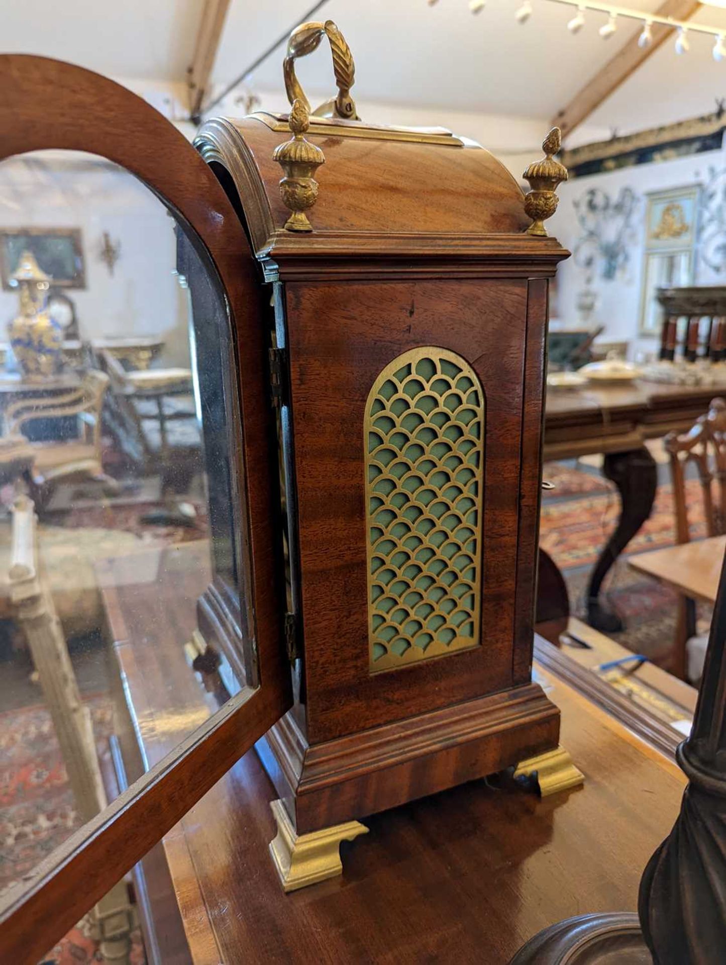 A George III mahogany cased bracket clock, - Bild 8 aus 21