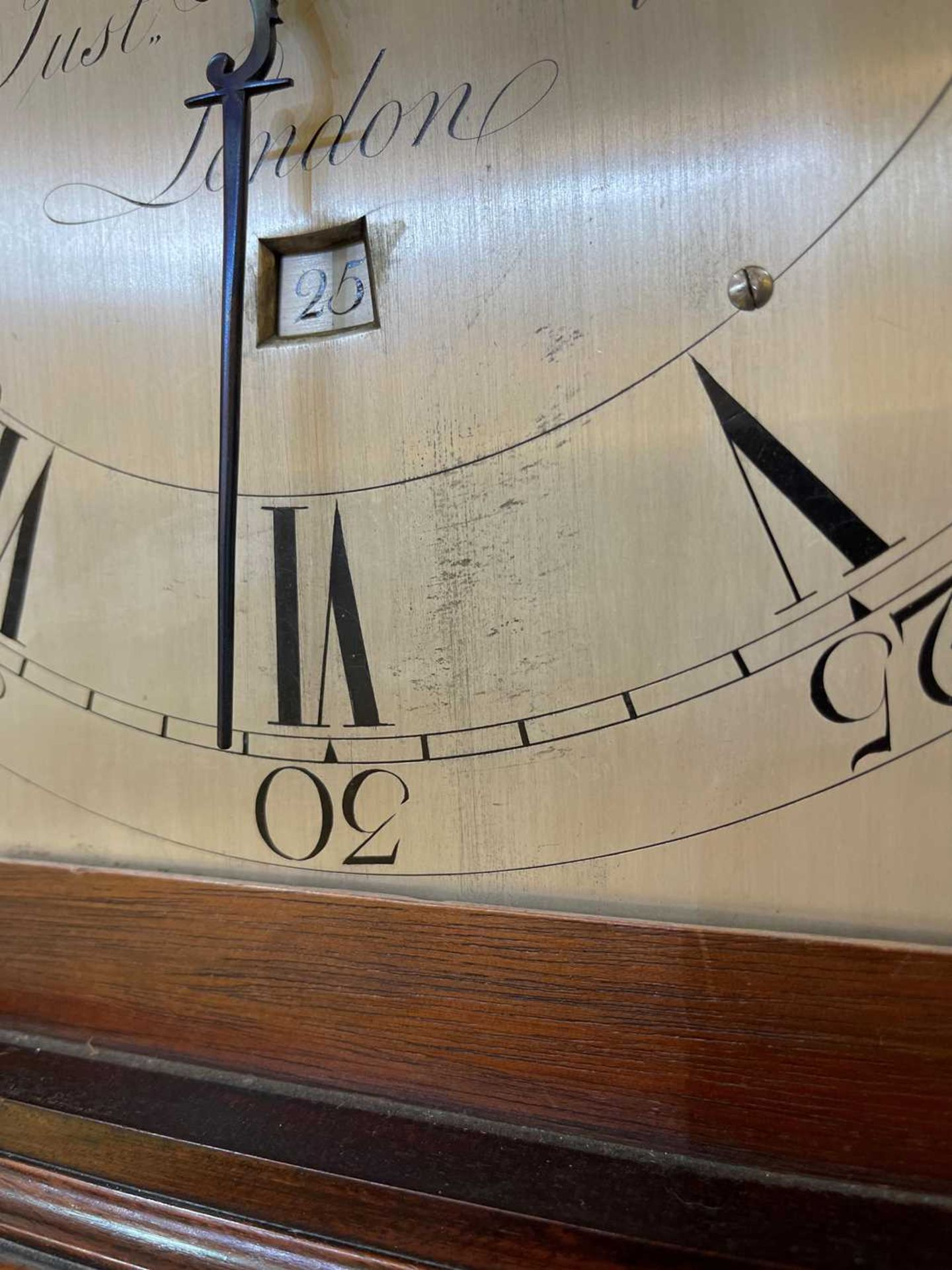 A mahogany and rosewood crossbanded longcase clock, - Bild 8 aus 17