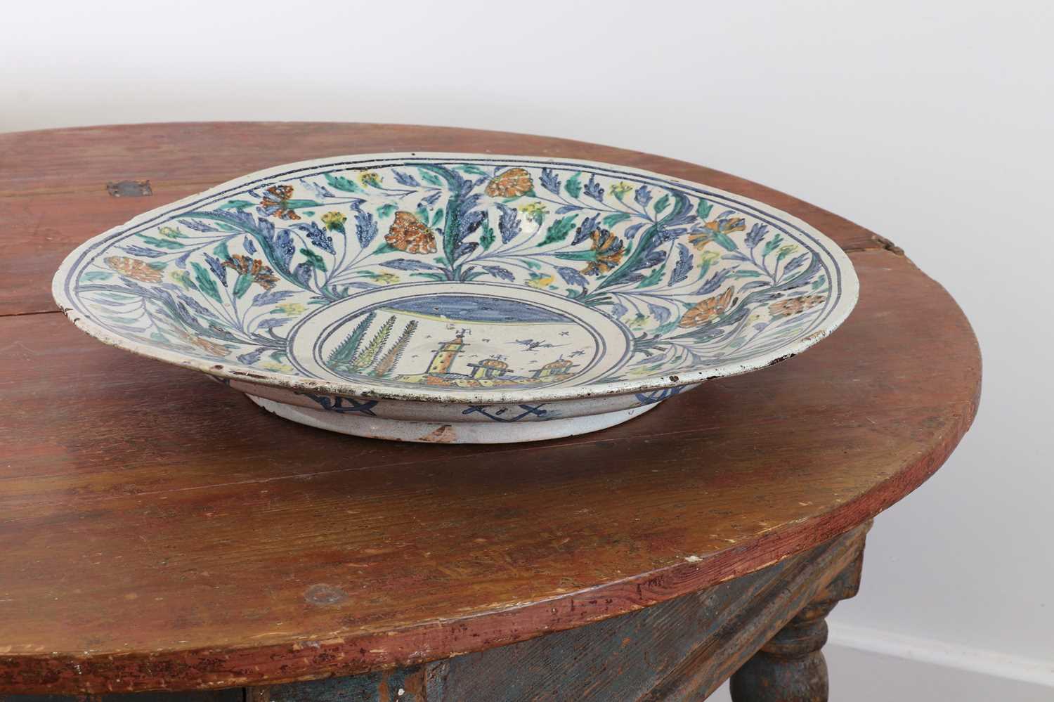 A large maiolica pottery charger, - Image 3 of 5