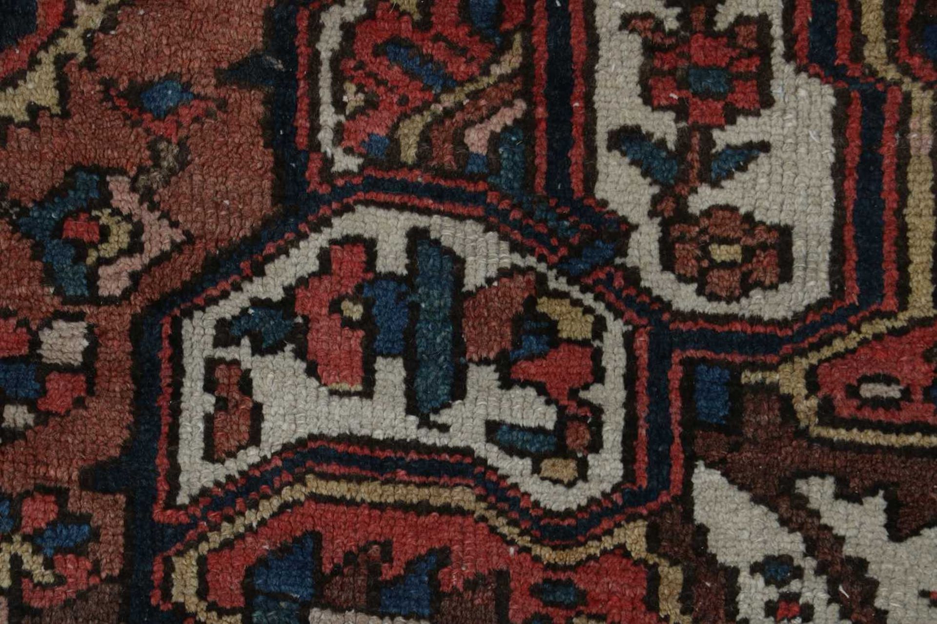 A Persian carpet, - Bild 4 aus 7