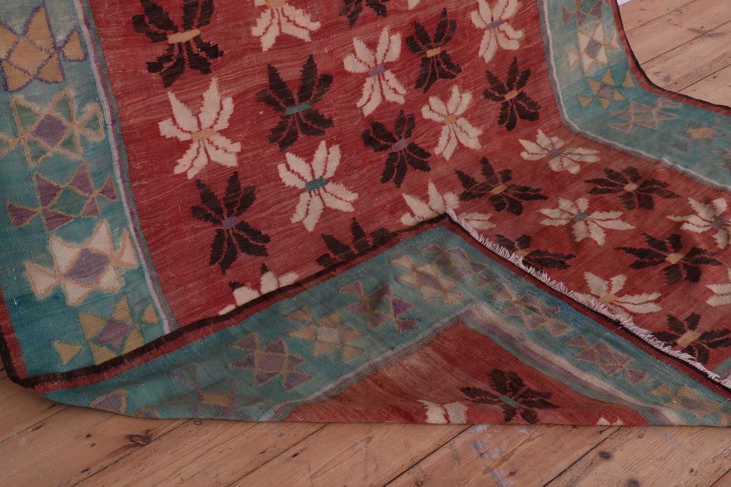 A kilim flat-weave wool rug, - Image 7 of 19