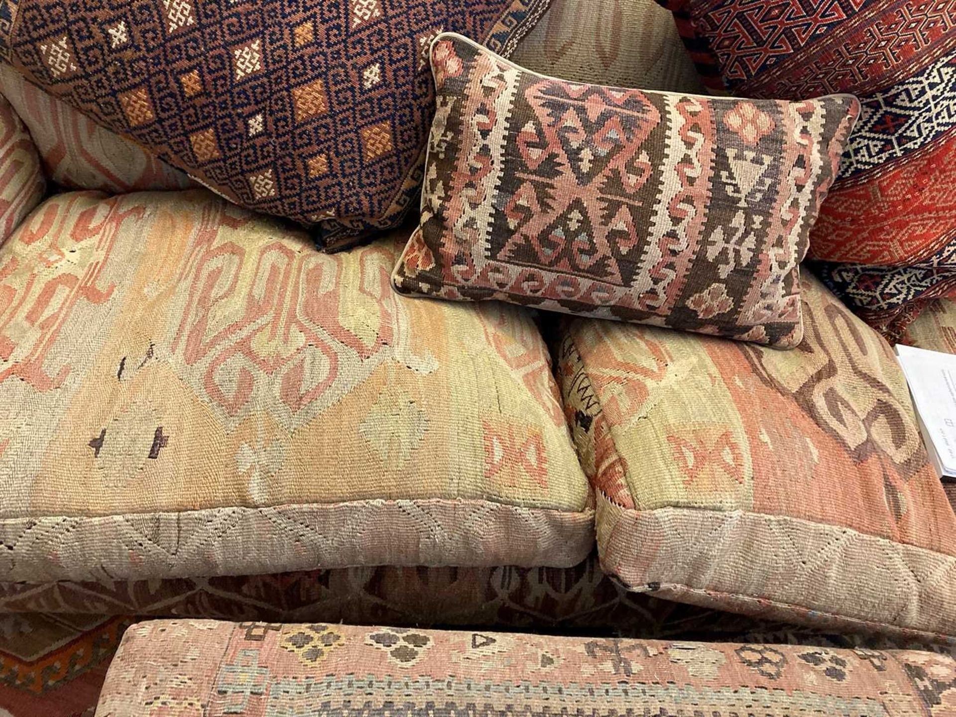 A pair of kilim-upholstered sofas, - Bild 24 aus 24