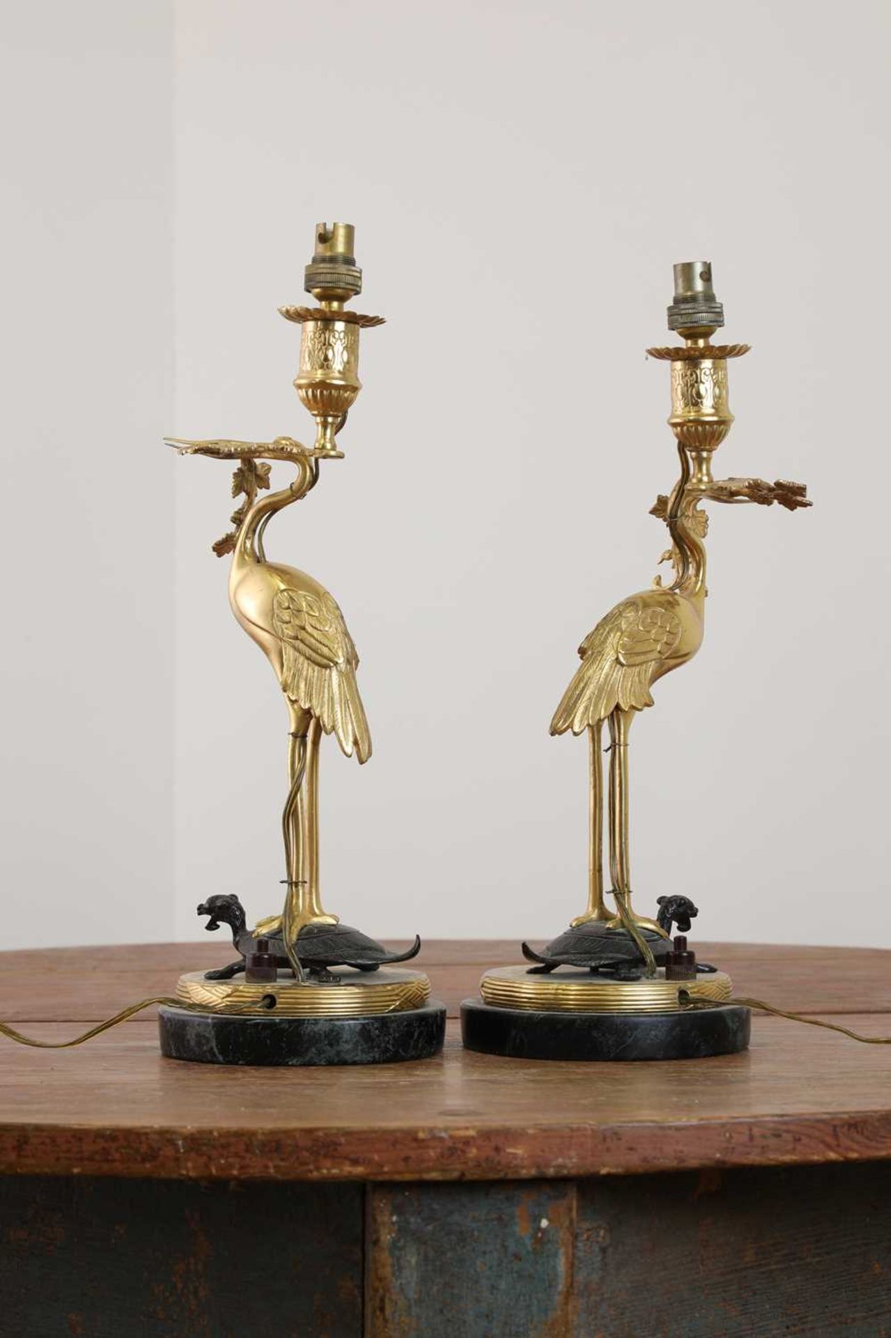 A pair of gilt and patinated bronze table lamps, - Bild 3 aus 20
