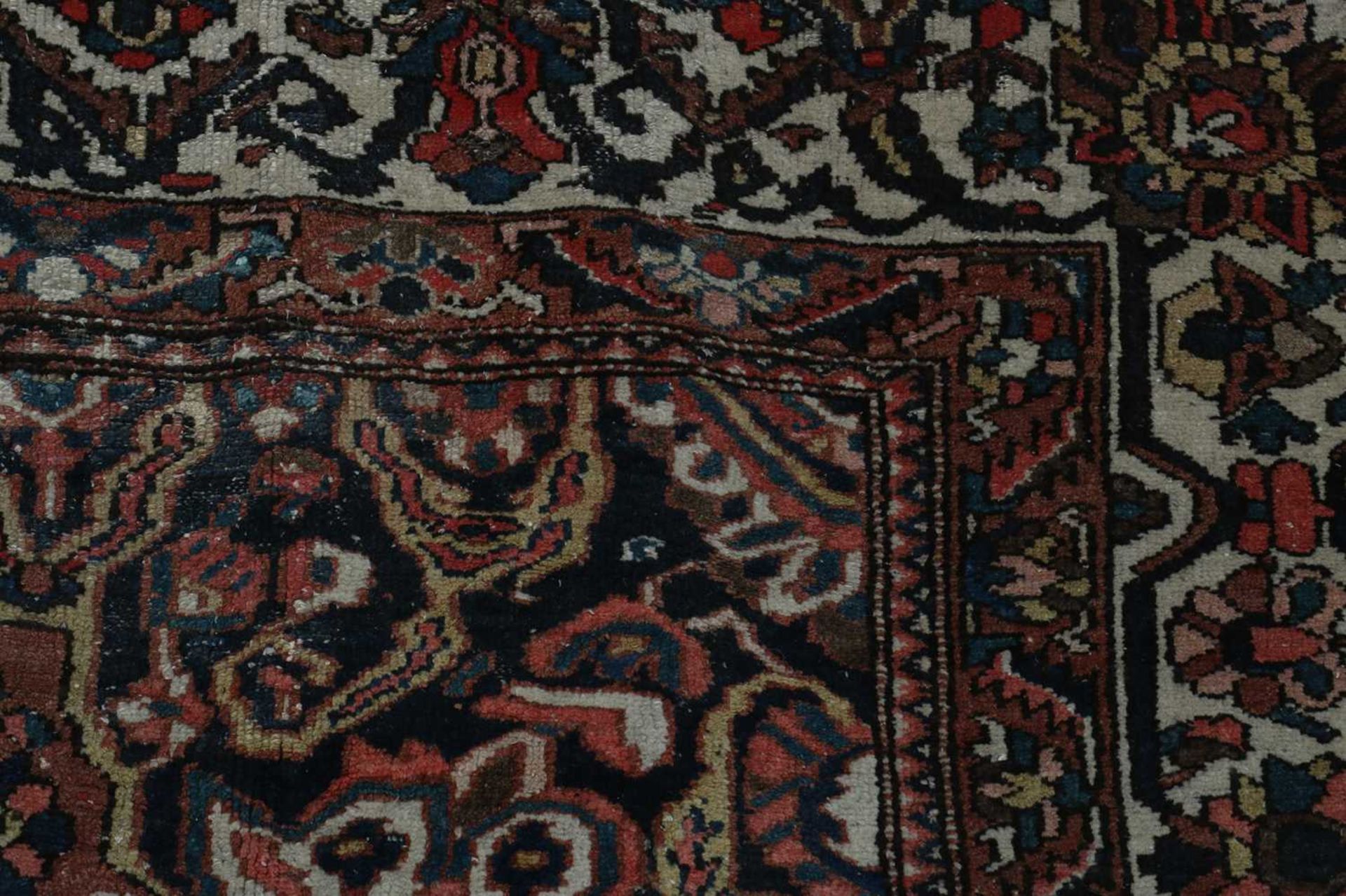 A Persian carpet, - Bild 5 aus 7