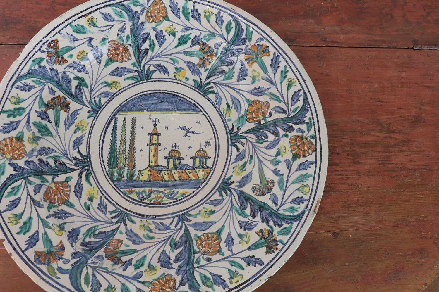 A large maiolica pottery charger, - Image 4 of 5