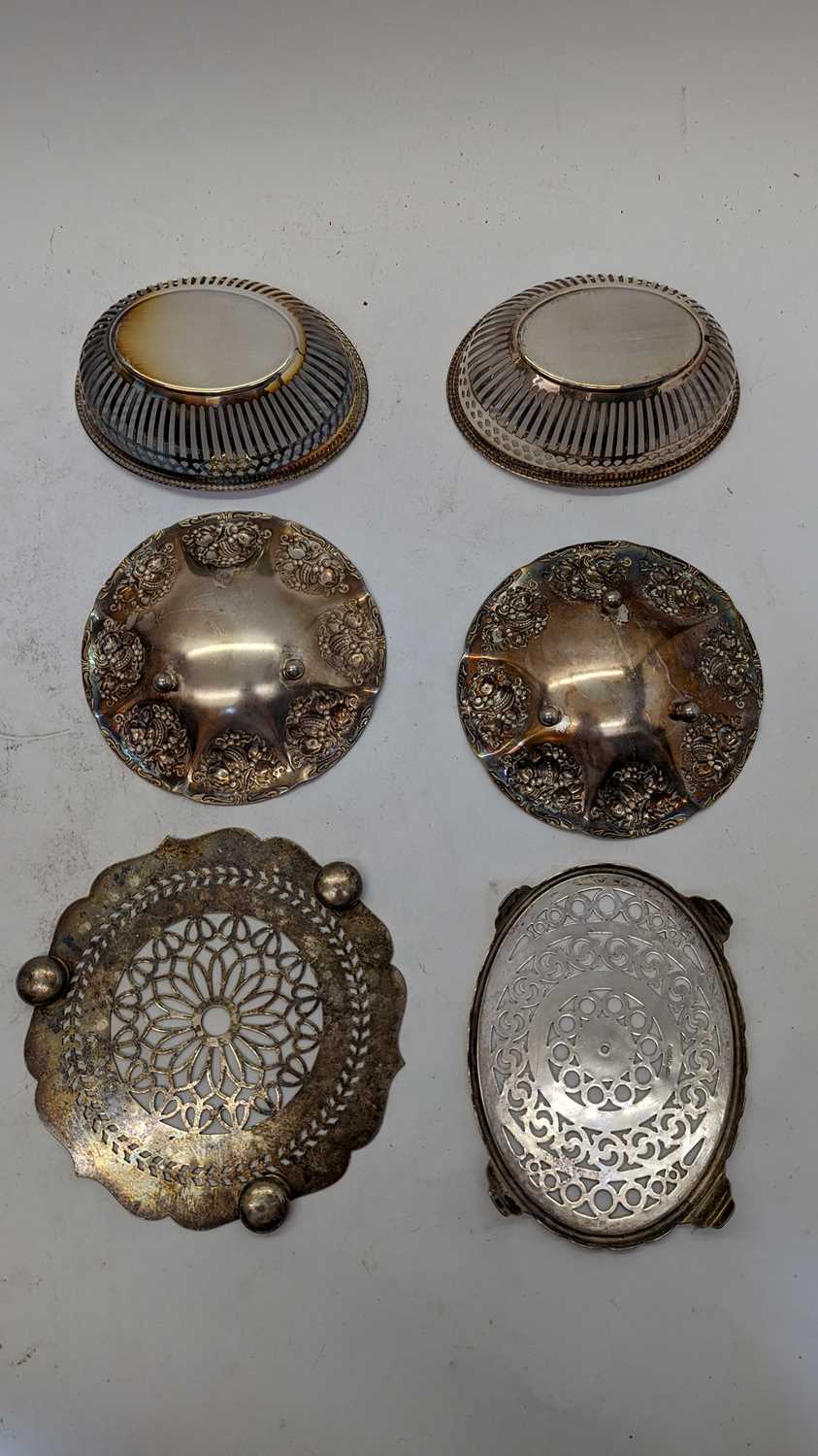 A large collection of silver plated items - Image 5 of 69