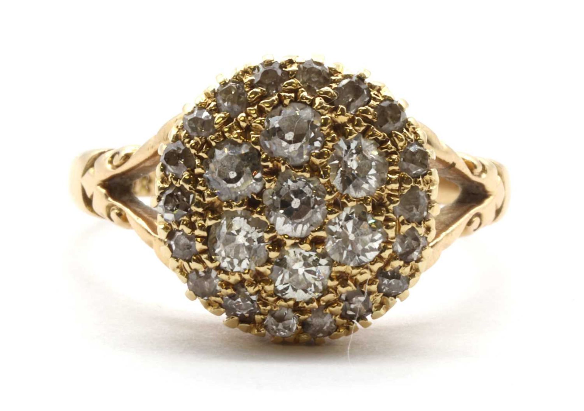 An 18ct gold diamond cluster ring,