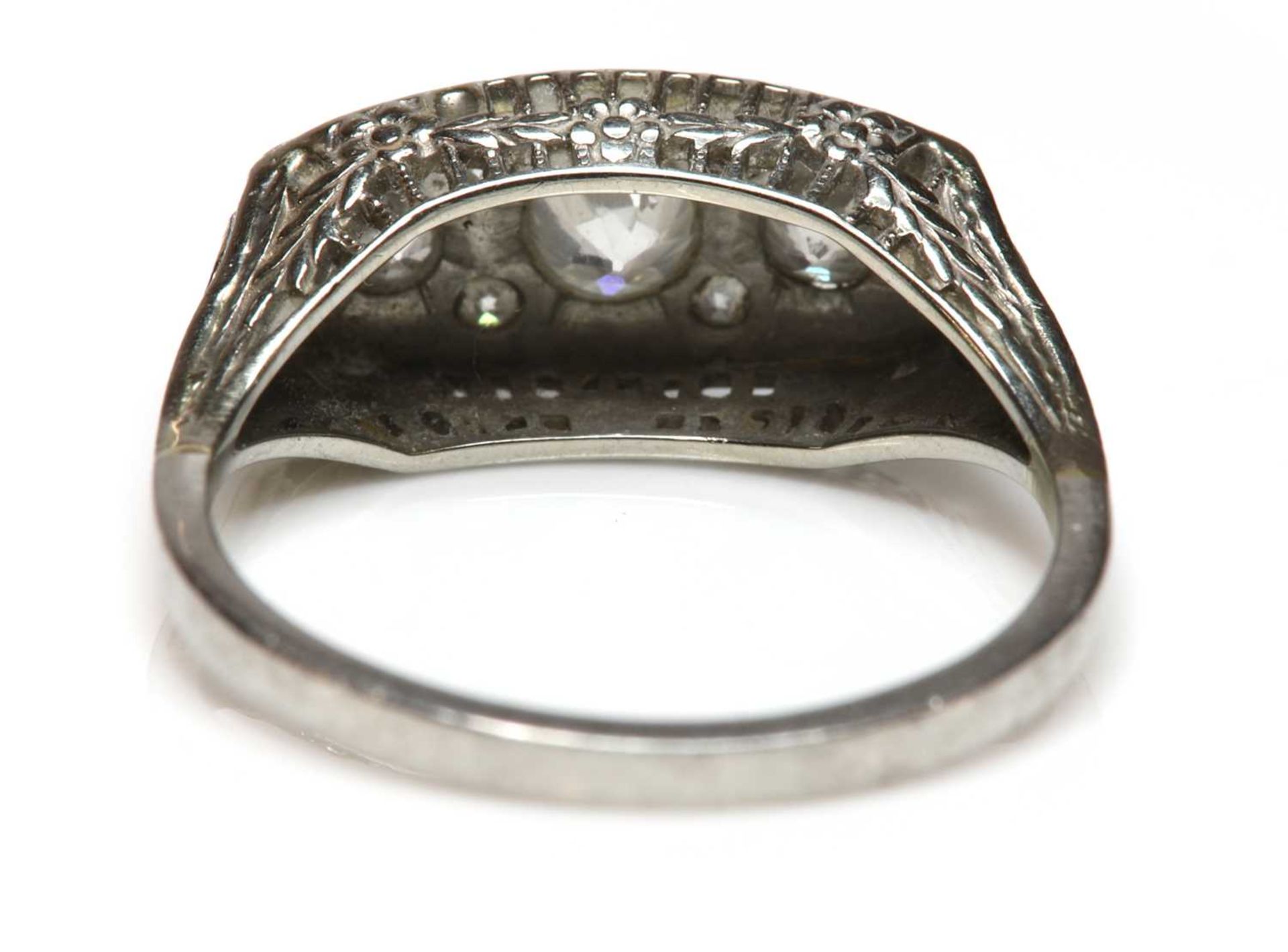 An American Art Deco diamond ring, - Bild 3 aus 3