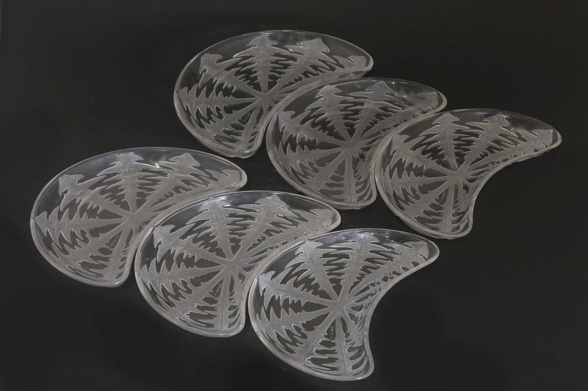A Lalique 'Pissenlit' glass bowl, - Bild 6 aus 6