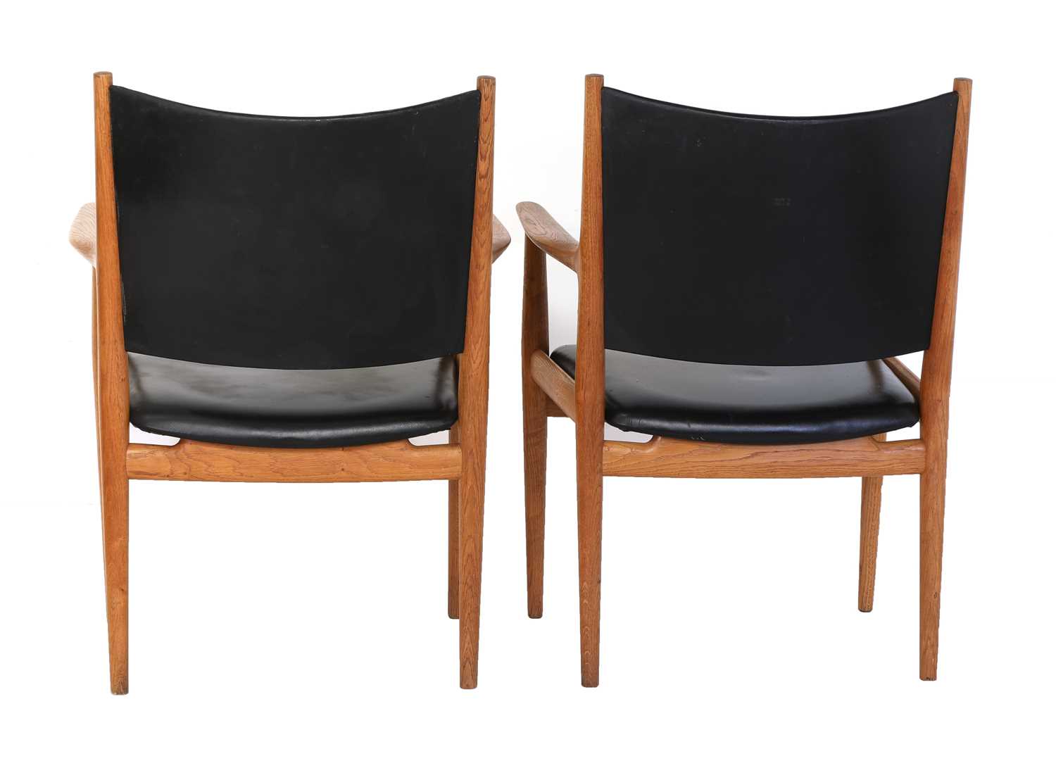 A pair of 'JH713' oak lounge chairs, - Image 3 of 3
