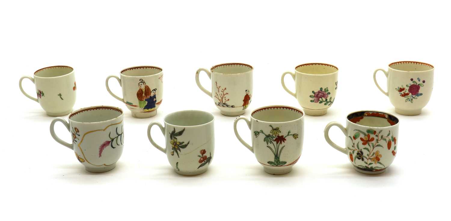 A Worcester porcelain 'Kempthorne' pattern teacup, - Image 2 of 3