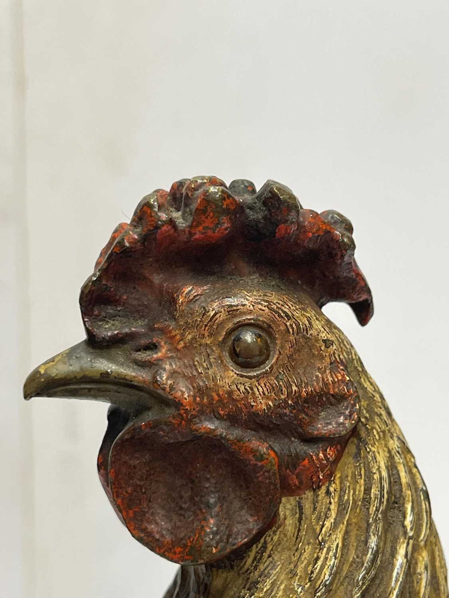 A cold-painted bronze inkwell modelled as a cockerel, - Bild 19 aus 27