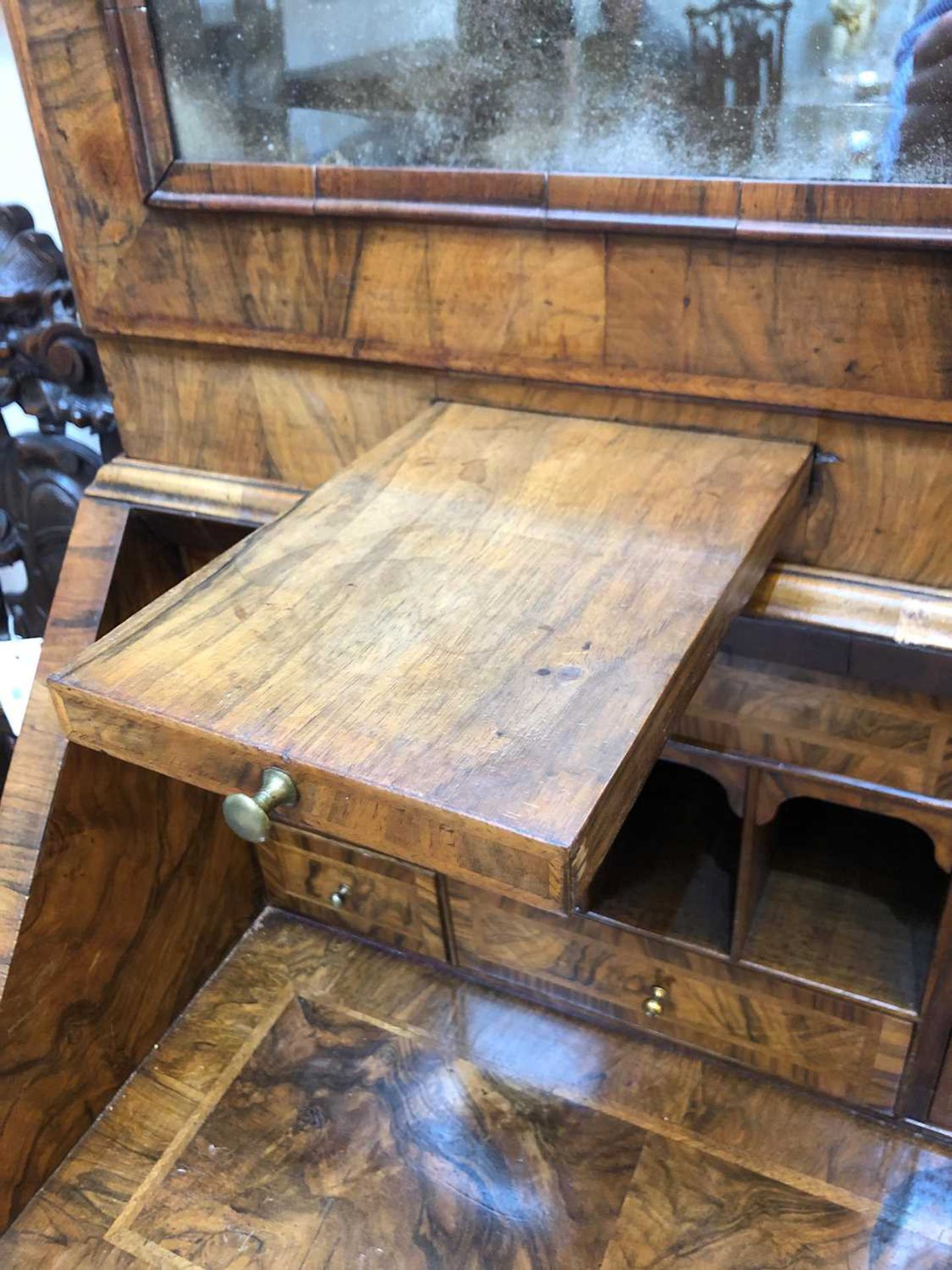 A George I walnut bureau bookcase, - Bild 13 aus 48