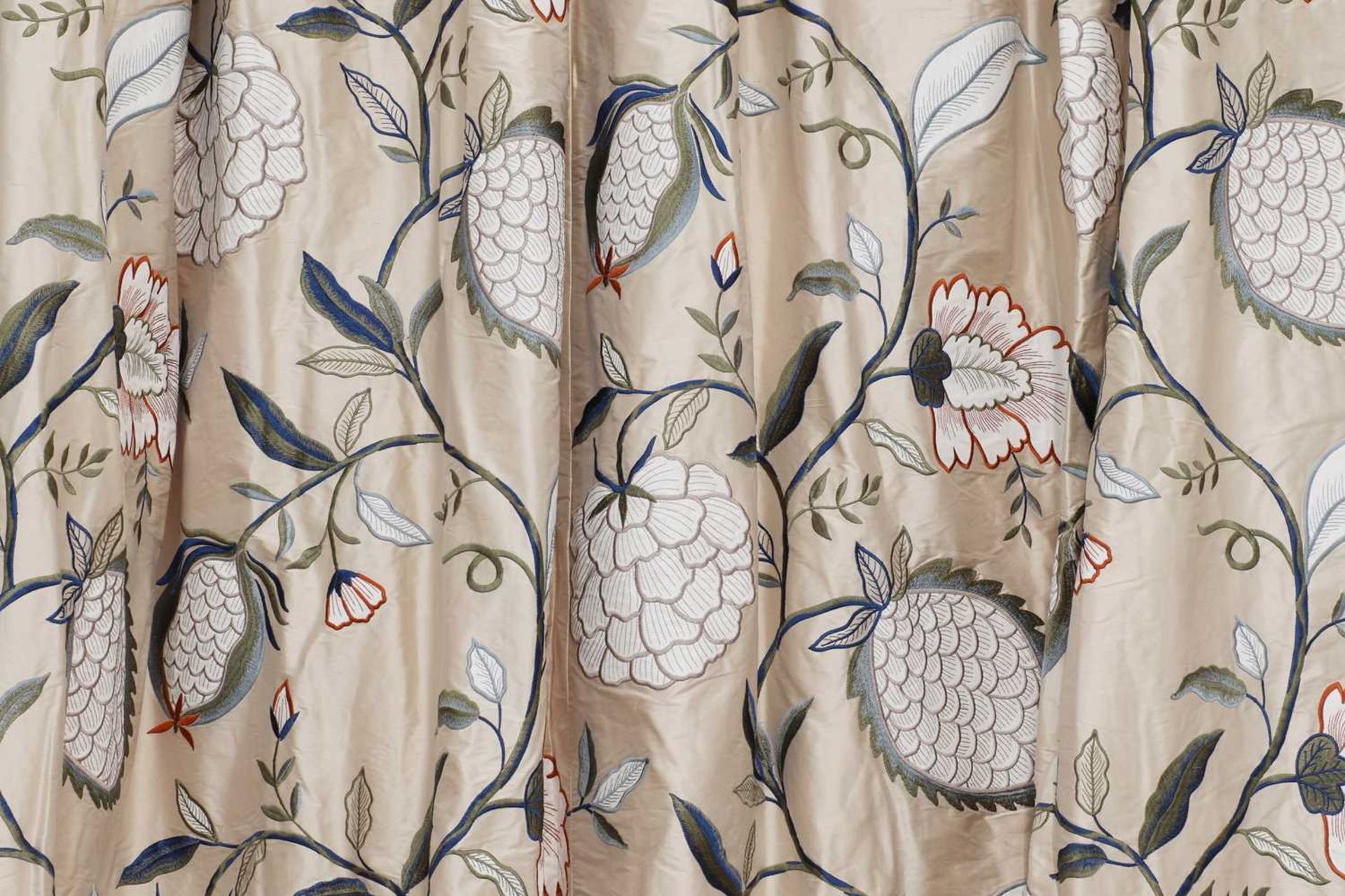 Two pairs of silk and linen curtains in Zoffany 'Pomegranate Tree' fabric, - Image 9 of 19