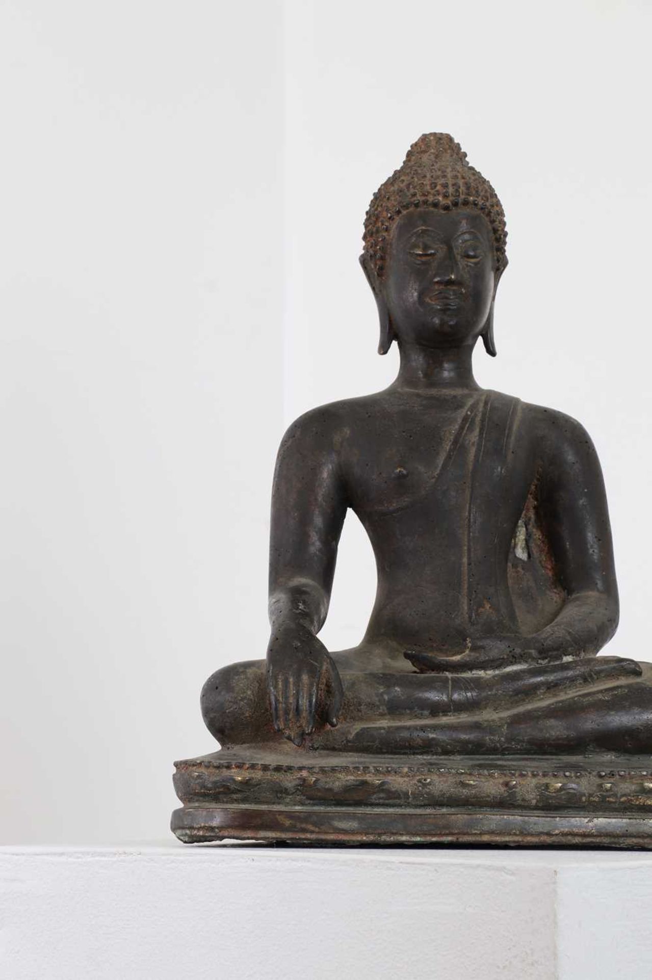 A bronze Sukhothai-style figure of Buddha Shakyamuni, - Image 2 of 18