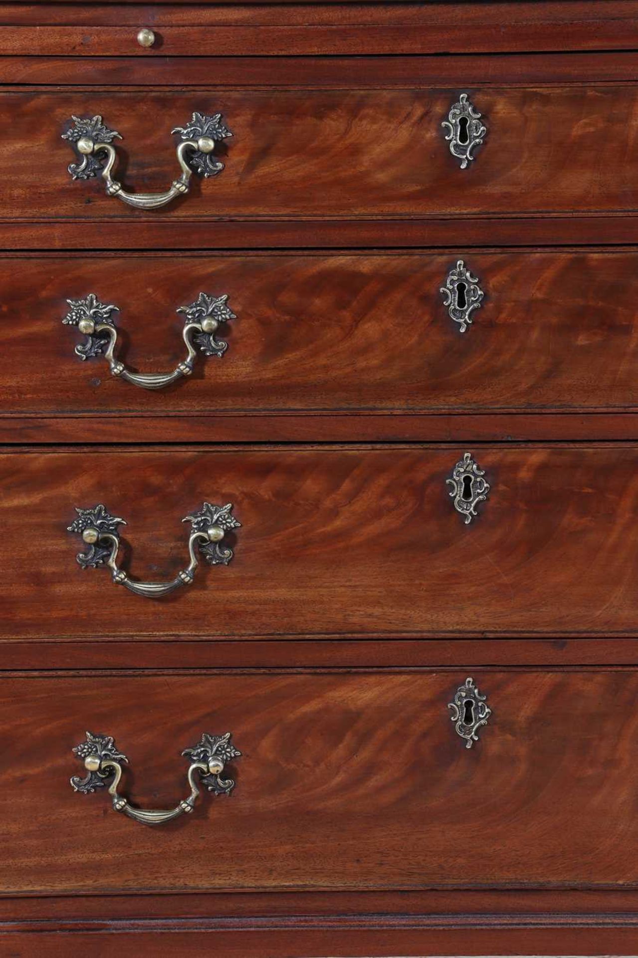A George III mahogany chest of drawers, - Image 5 of 13