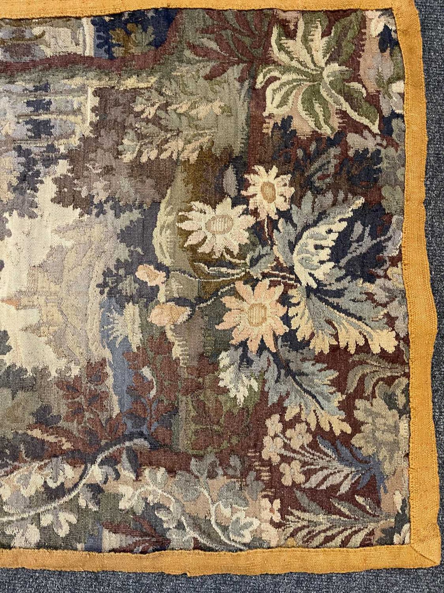A verdure tapestry fragment, - Bild 11 aus 14