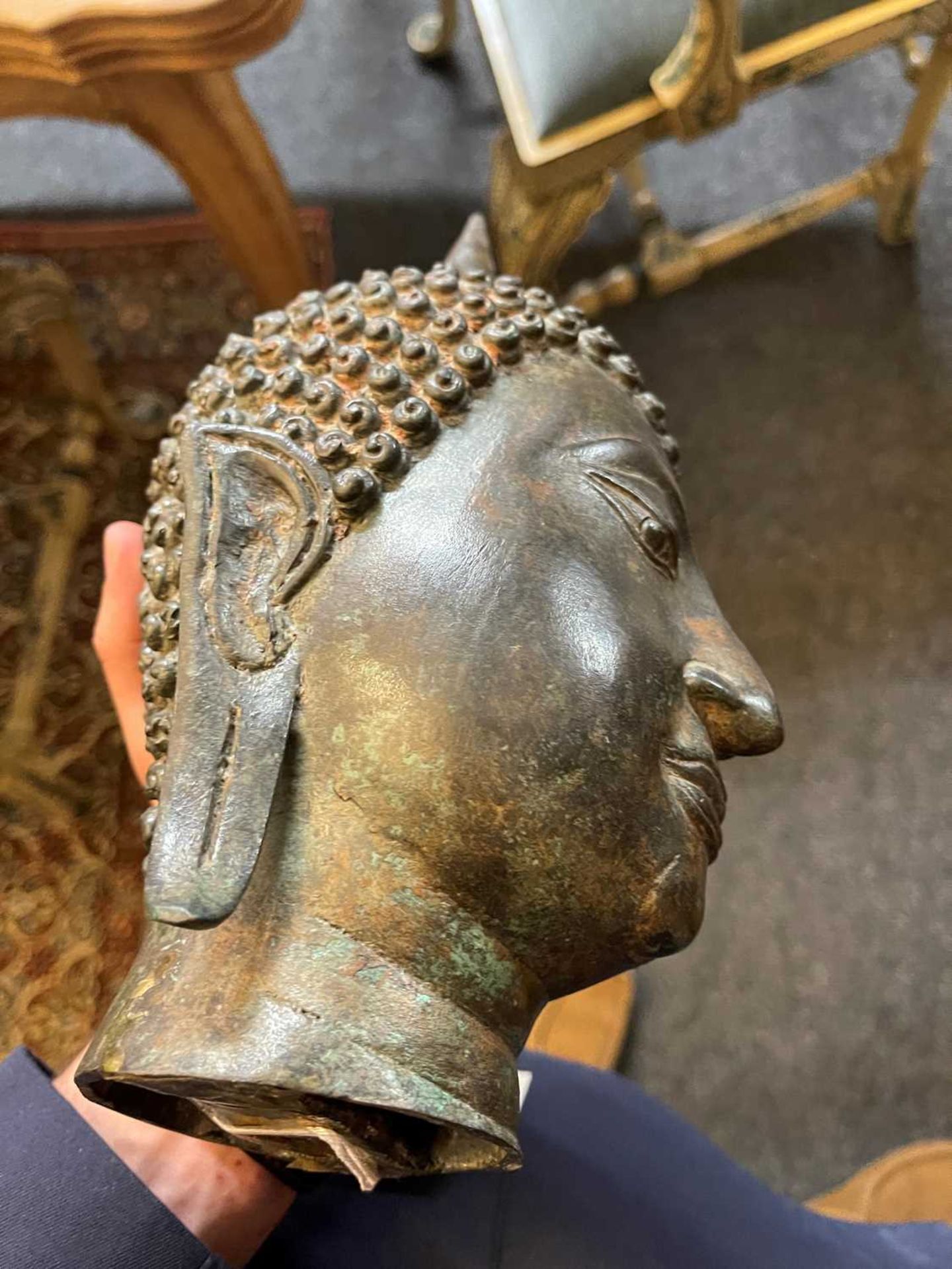 A pair of bronze U-Thong-style Buddha heads - Image 17 of 18