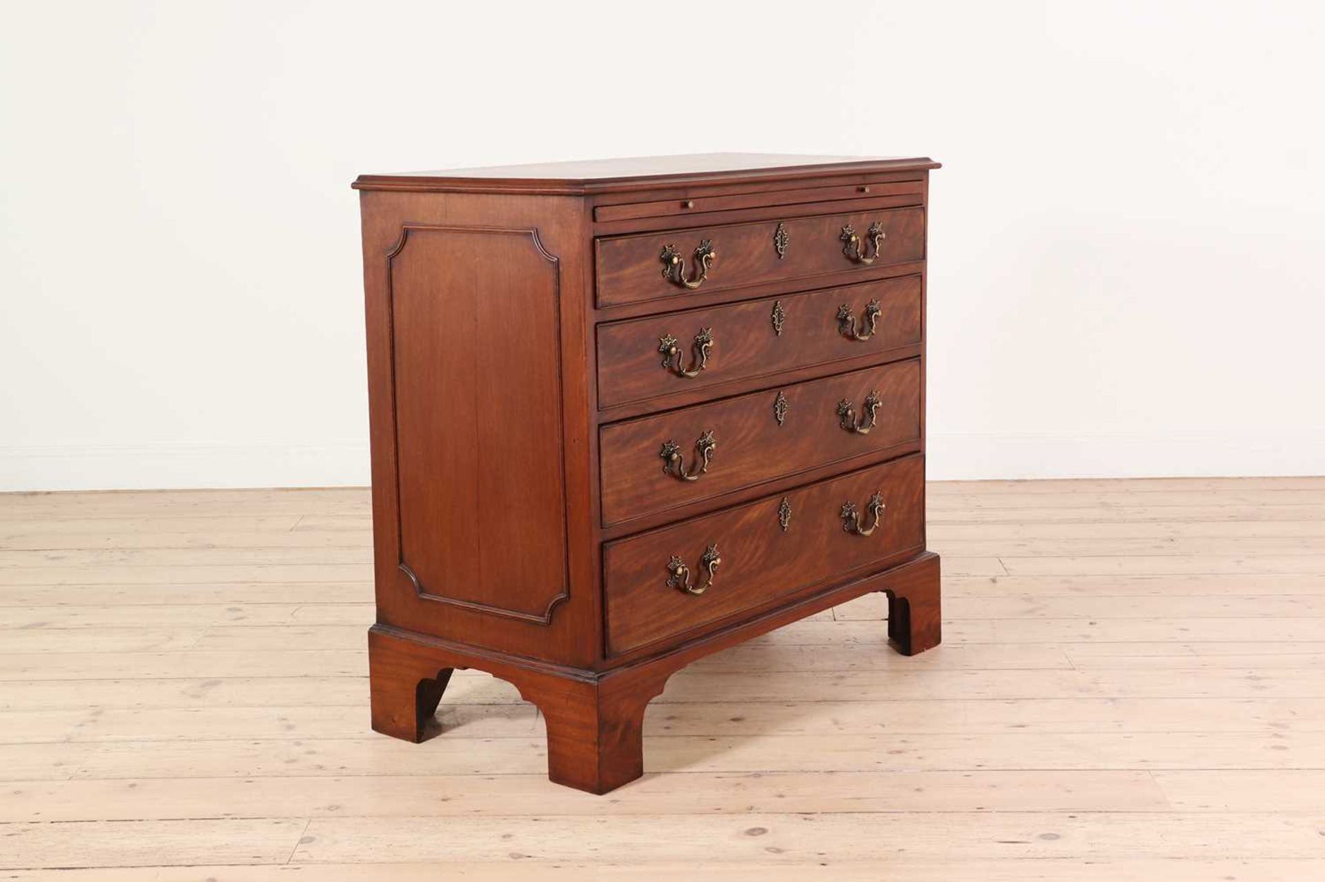A George III mahogany chest of drawers, - Image 2 of 13