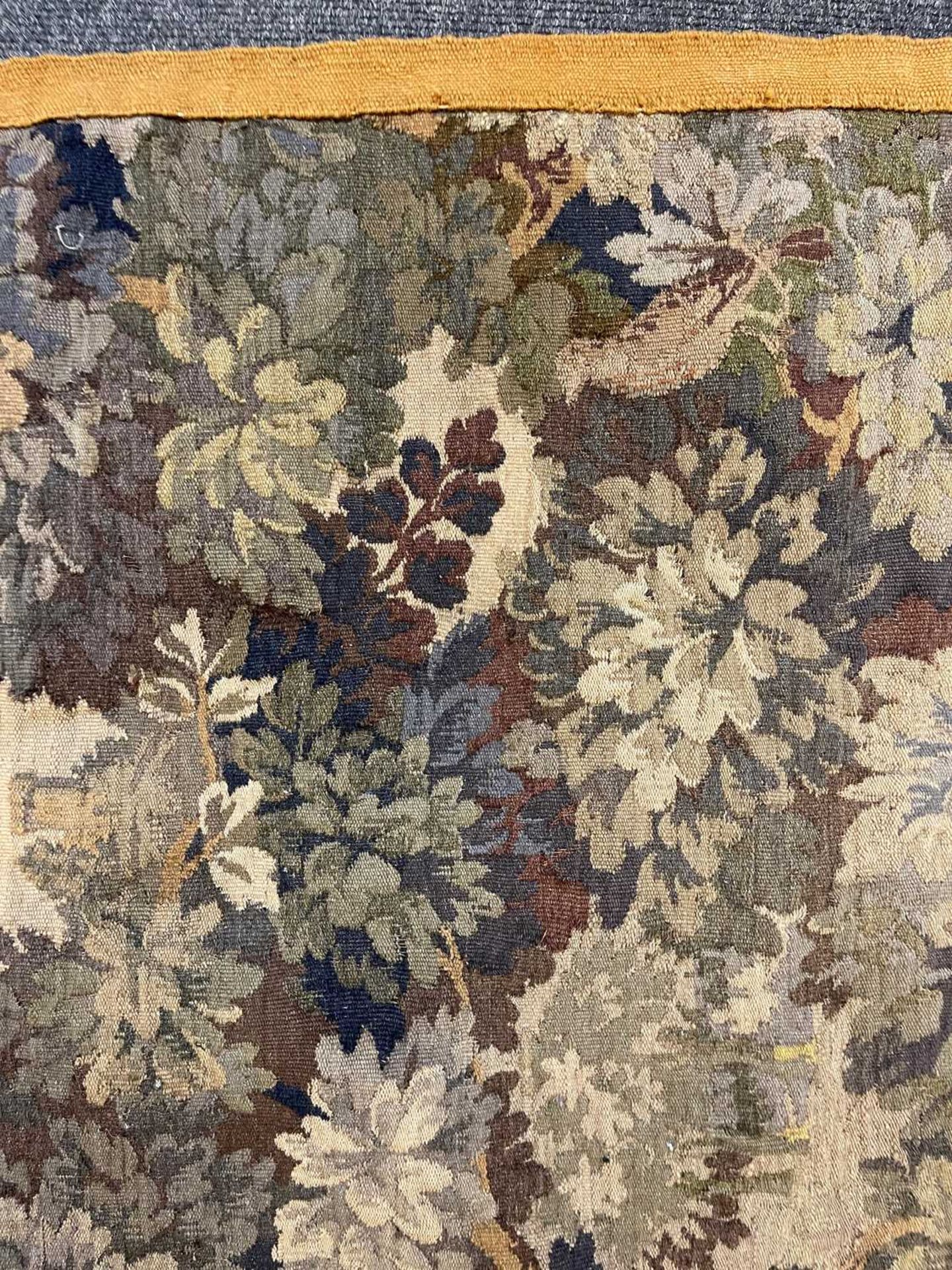 A verdure tapestry fragment, - Bild 12 aus 14