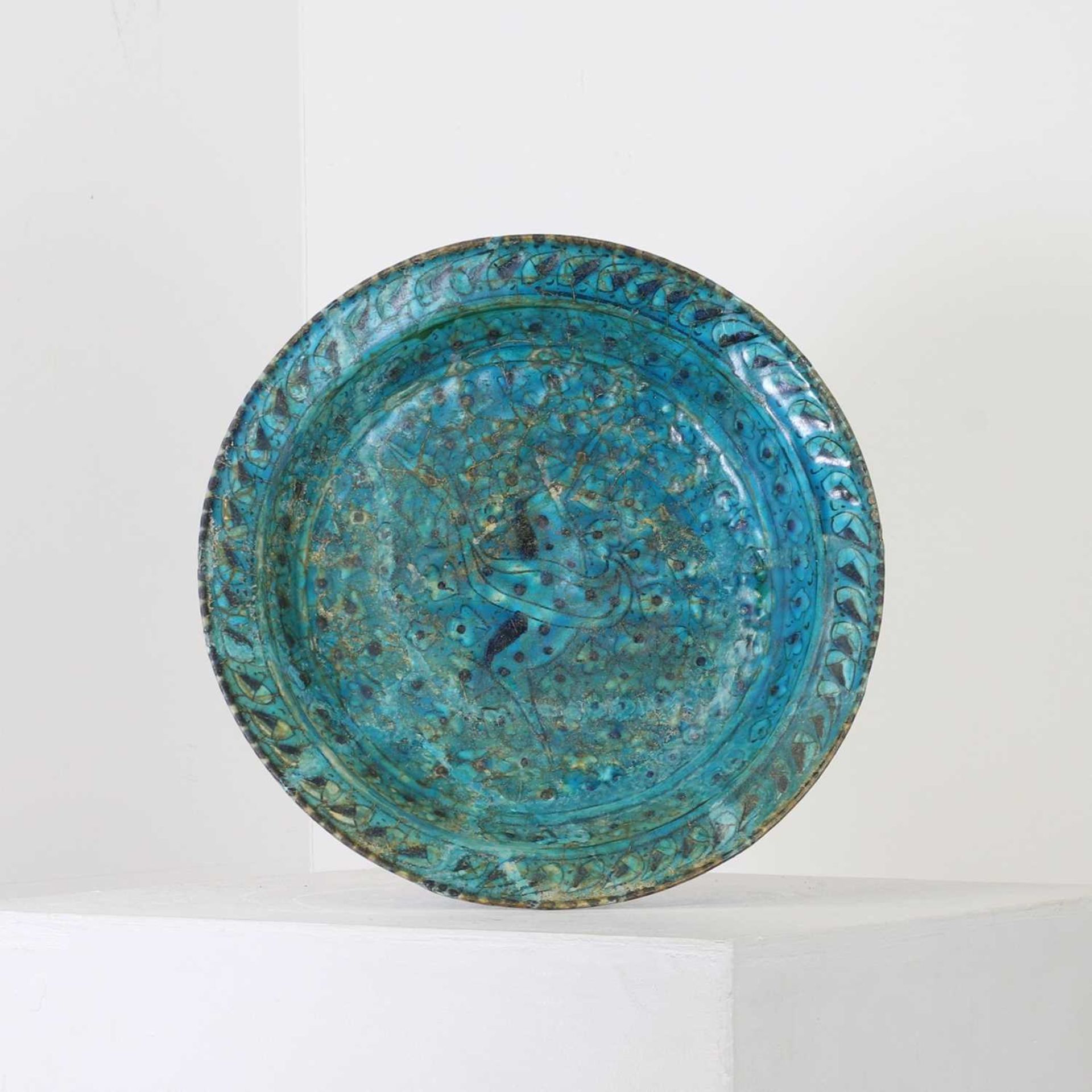 A Sultanabad pottery dish,