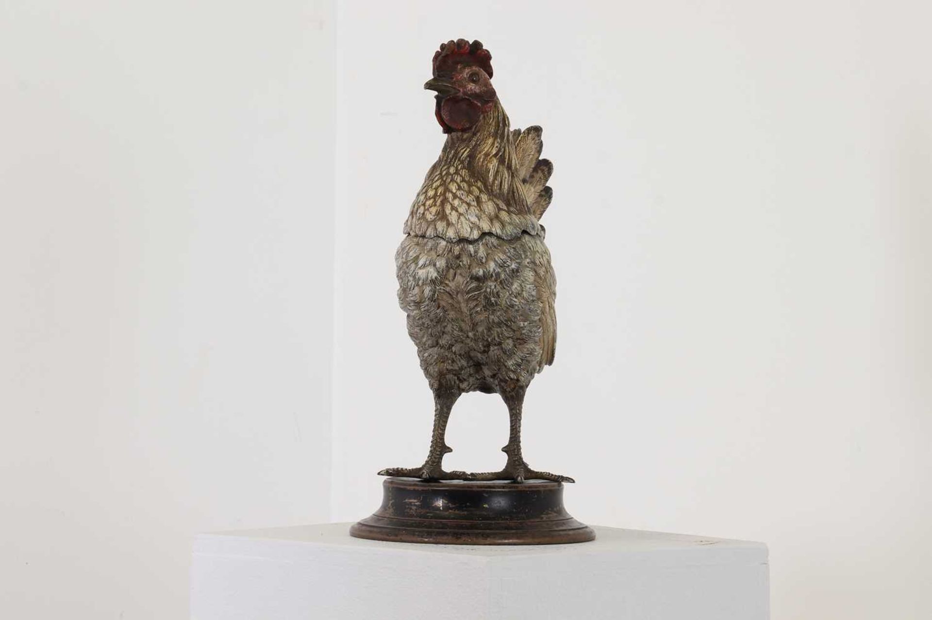 A cold-painted bronze inkwell modelled as a cockerel, - Bild 2 aus 27