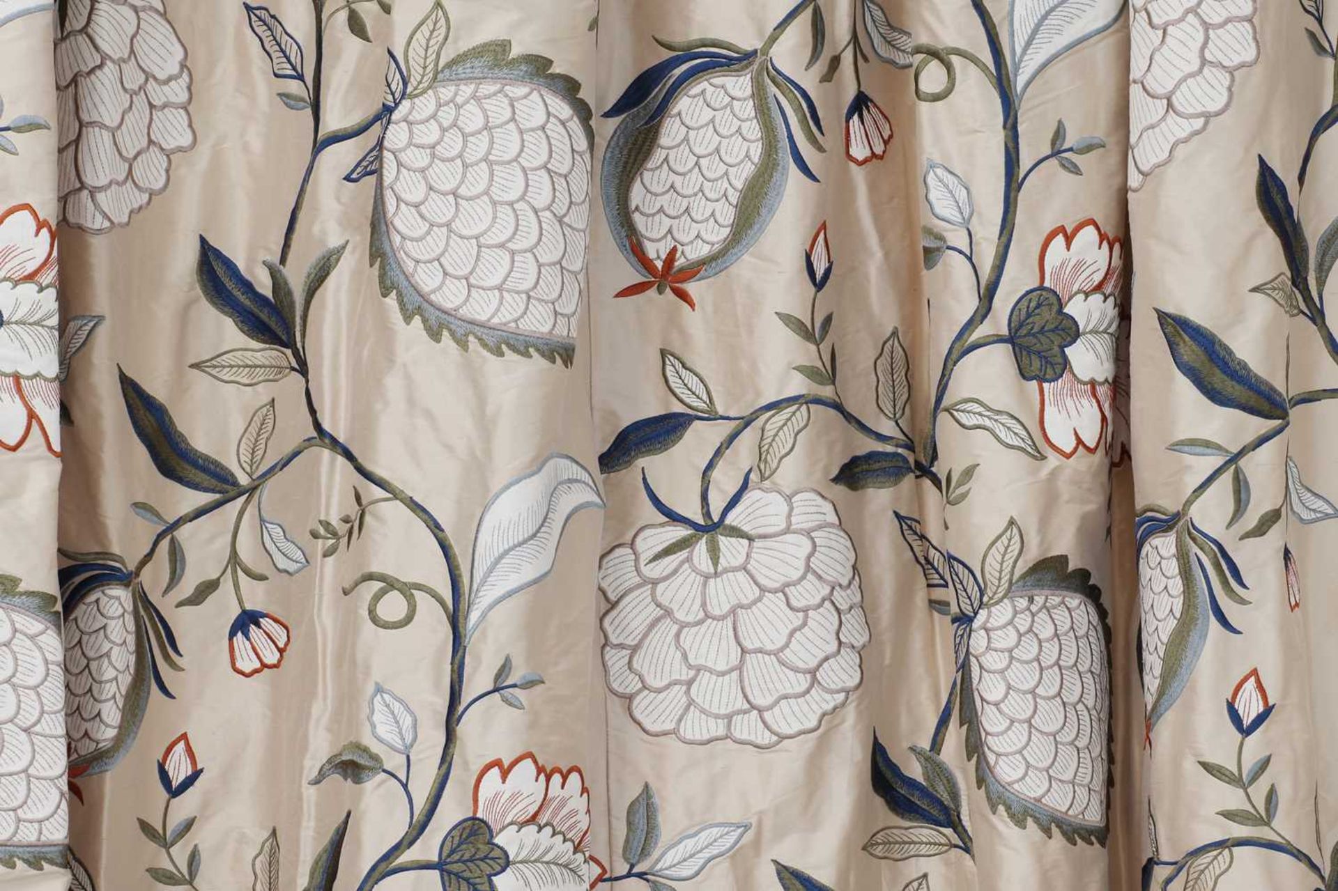 Two pairs of silk and linen curtains in Zoffany 'Pomegranate Tree' fabric, - Image 8 of 19