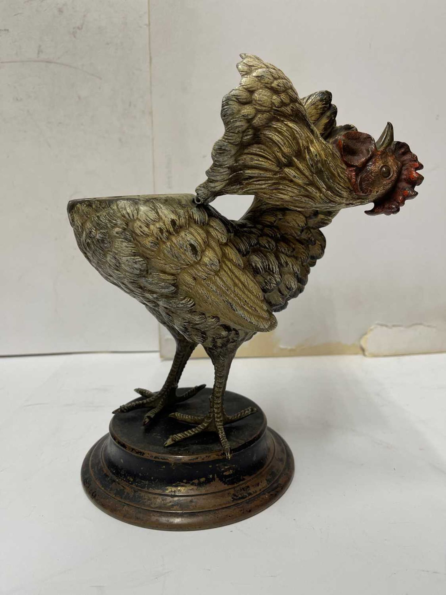 A cold-painted bronze inkwell modelled as a cockerel, - Bild 15 aus 27