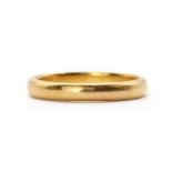 A 22ct gold wedding ring,