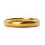 A 22ct gold wedding ring,