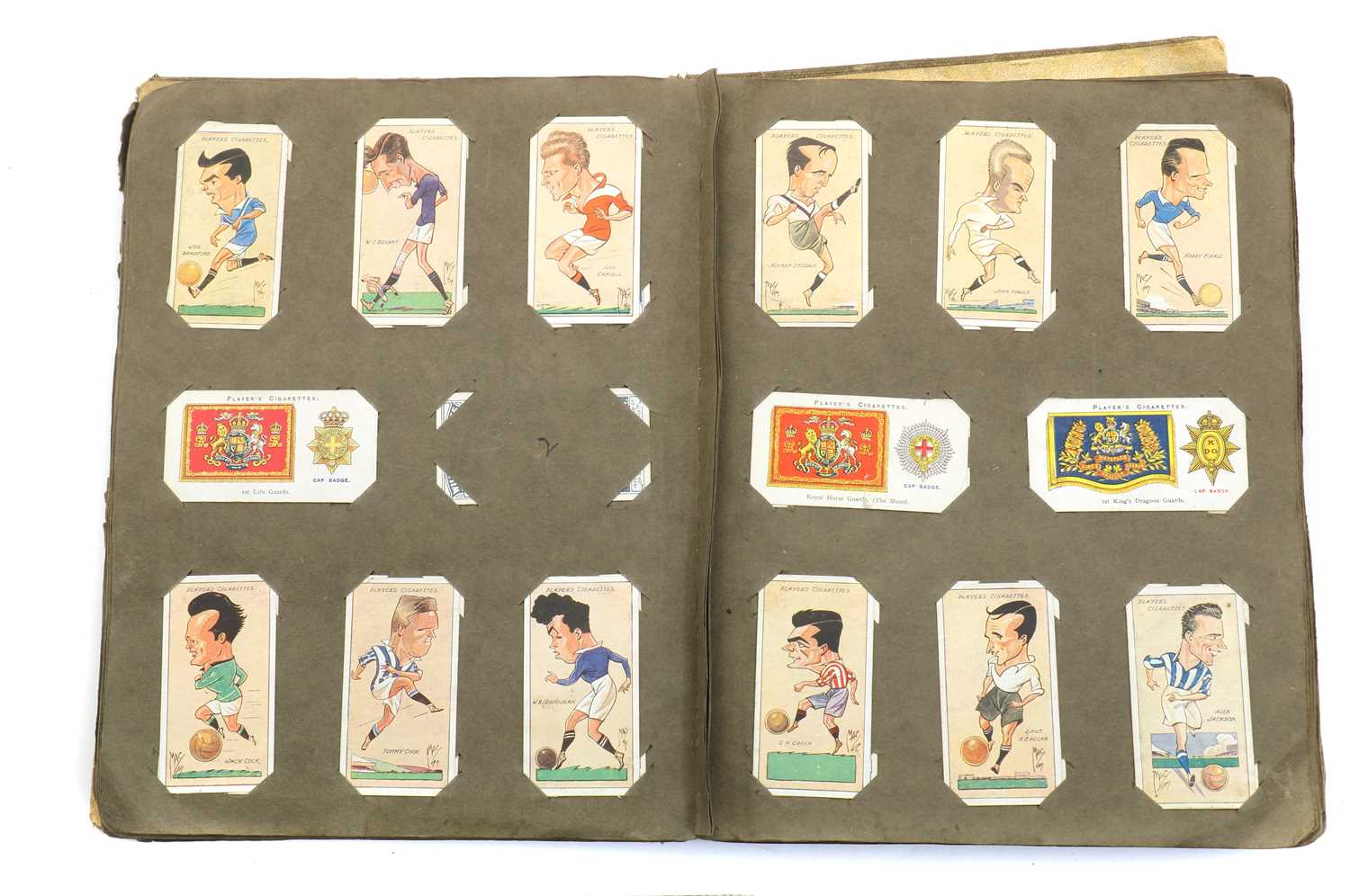 A large collection of cigarette cards, - Image 4 of 6